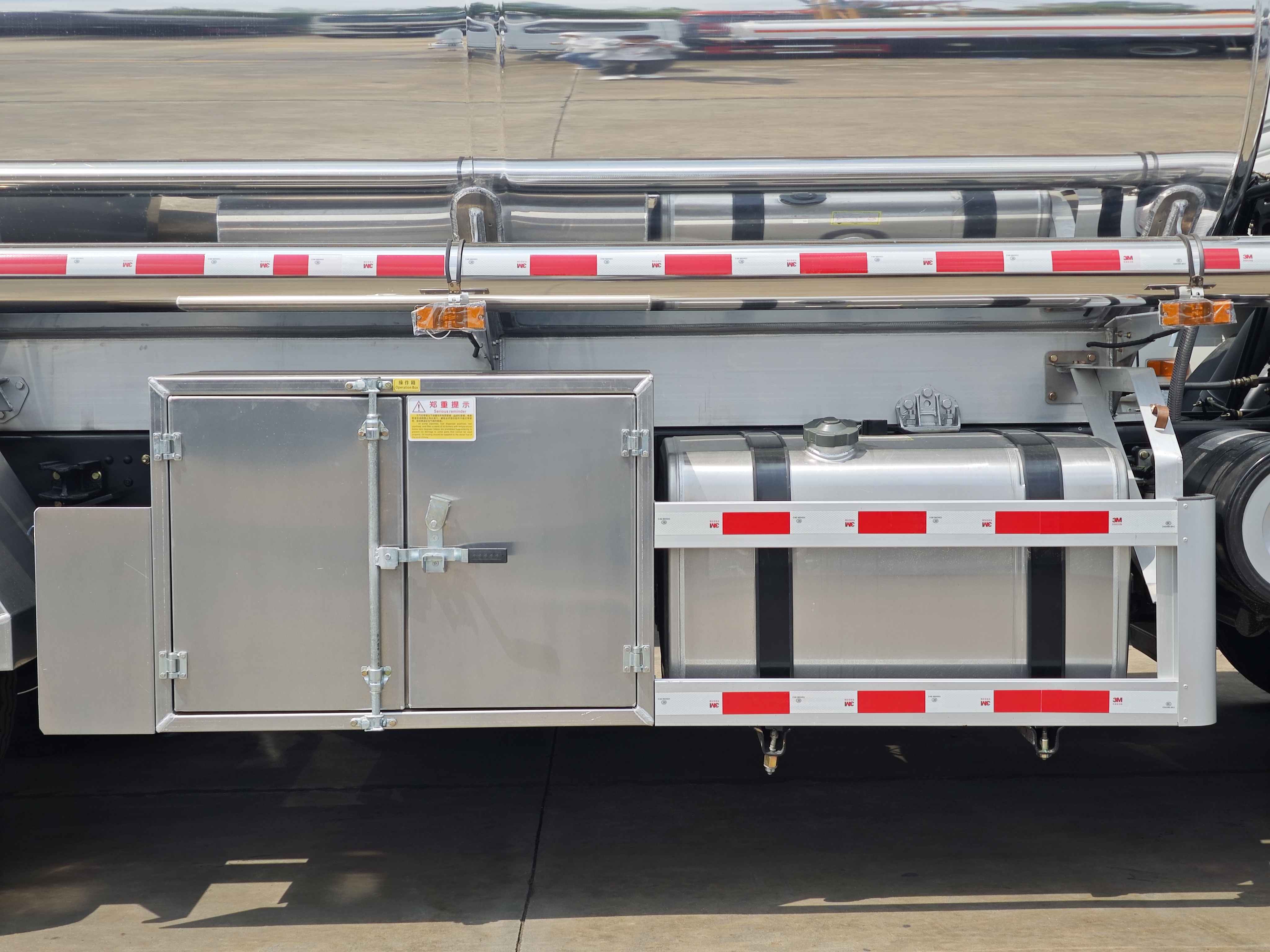 CLW Group Shacman oil tanker in logistics operation