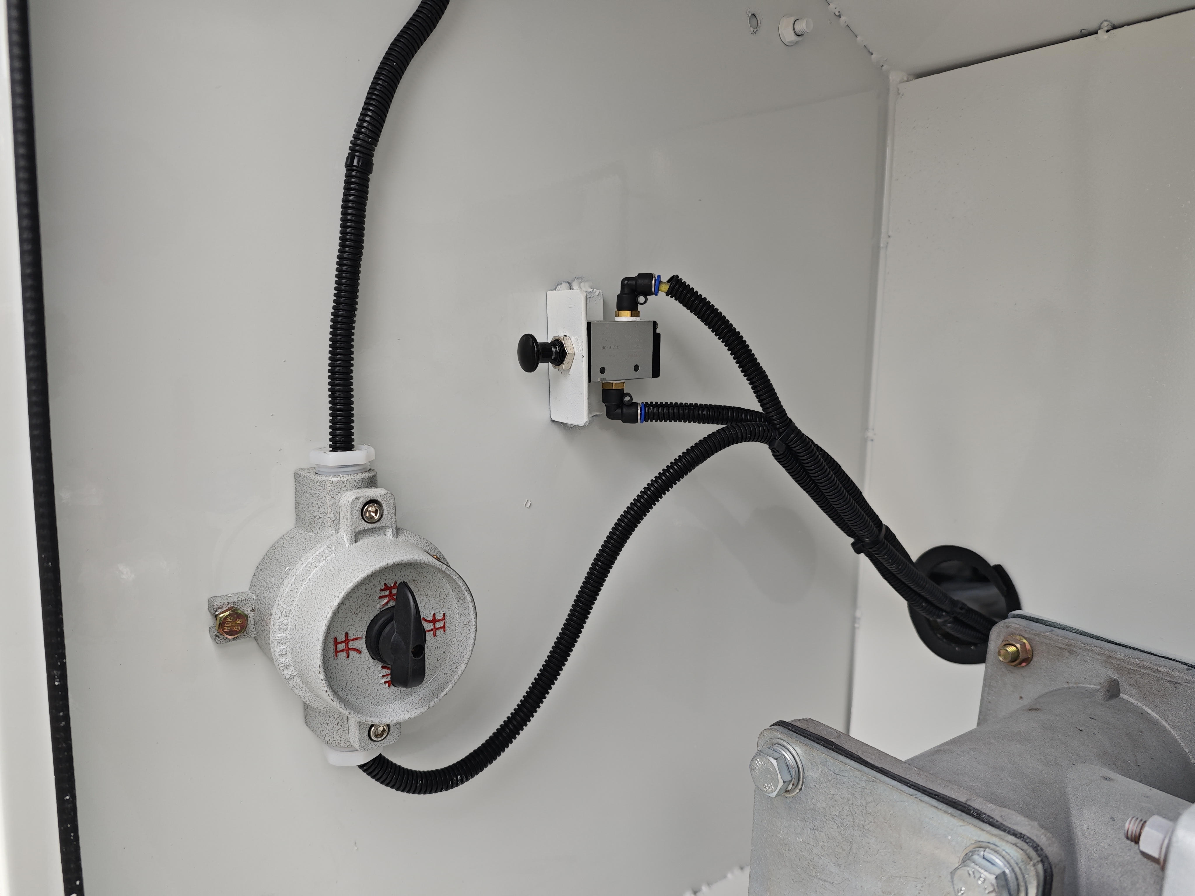 Shacman 6x4 oil tank truck delivering diesel