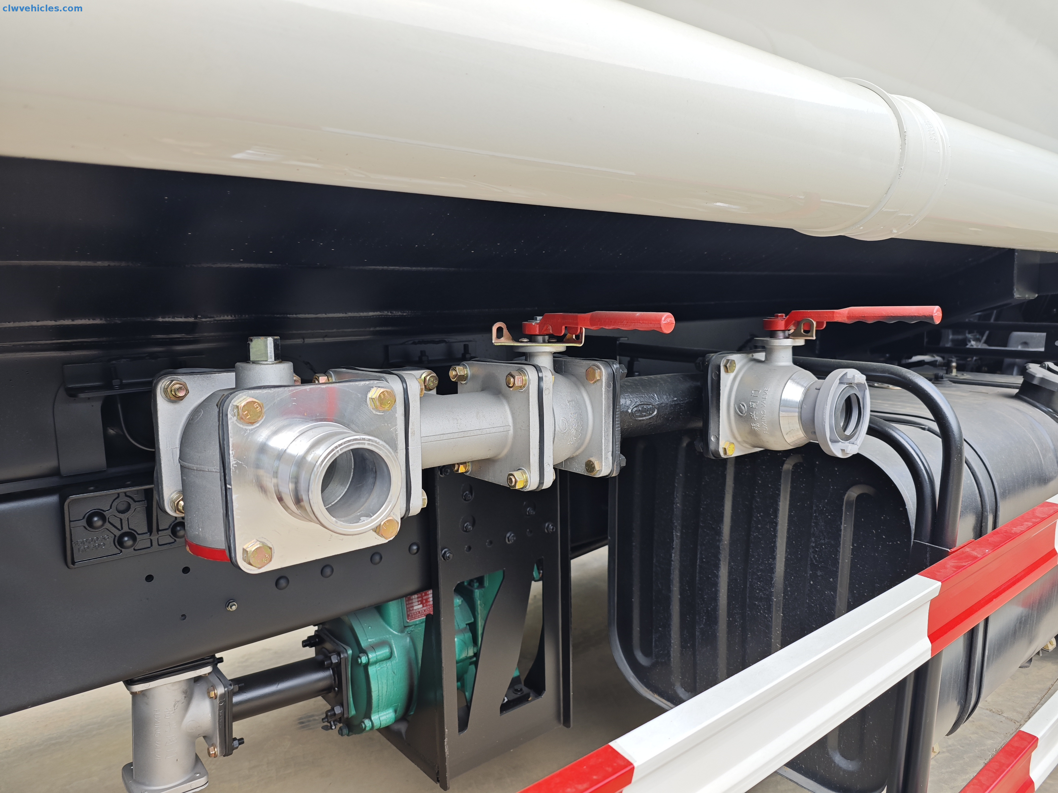 Dongfeng 19cbm Water Transport Water Sprinkler Truck