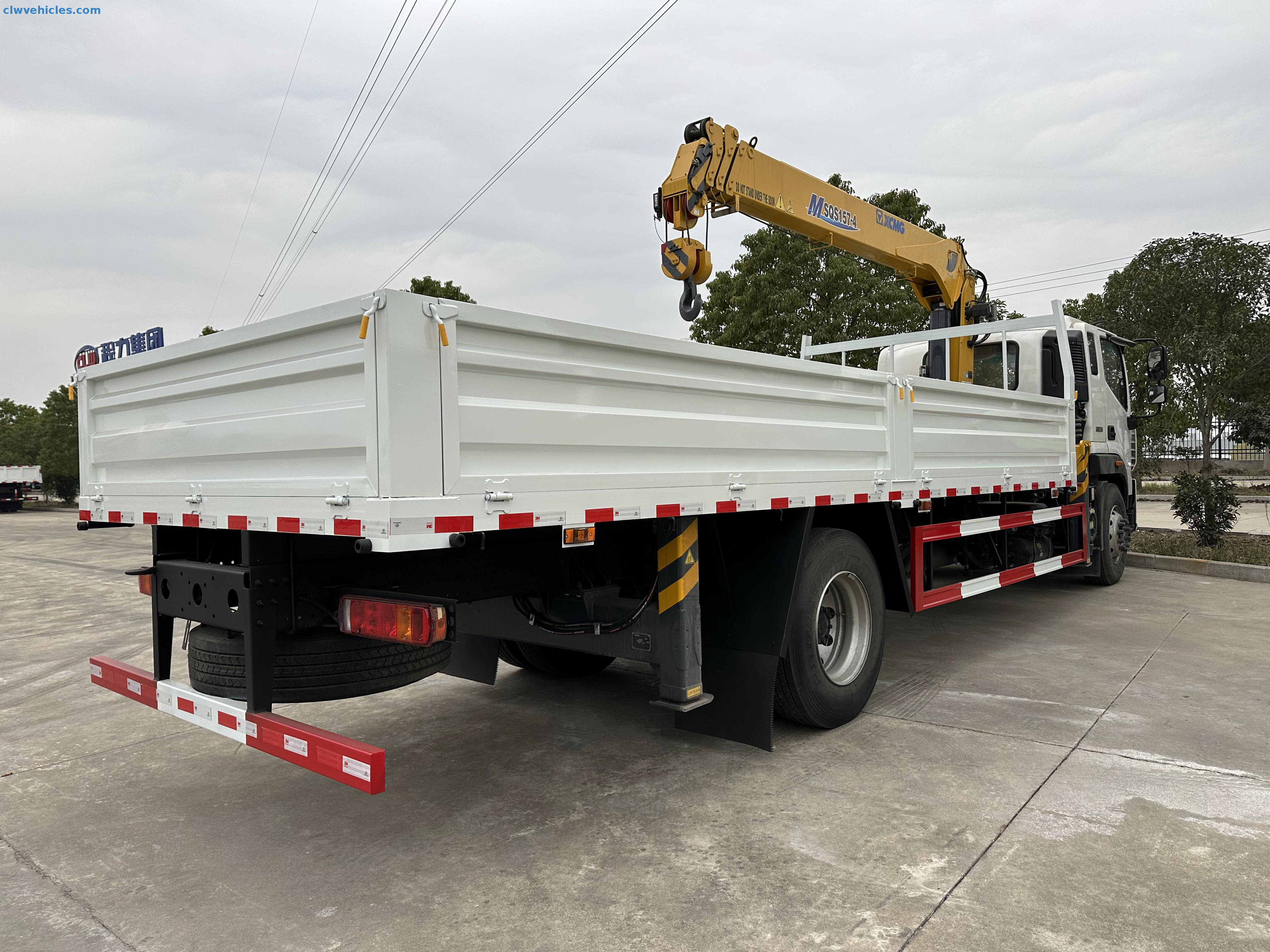 Foton Aumark 4x2 Telescopic Boom Truck Mounted Crane