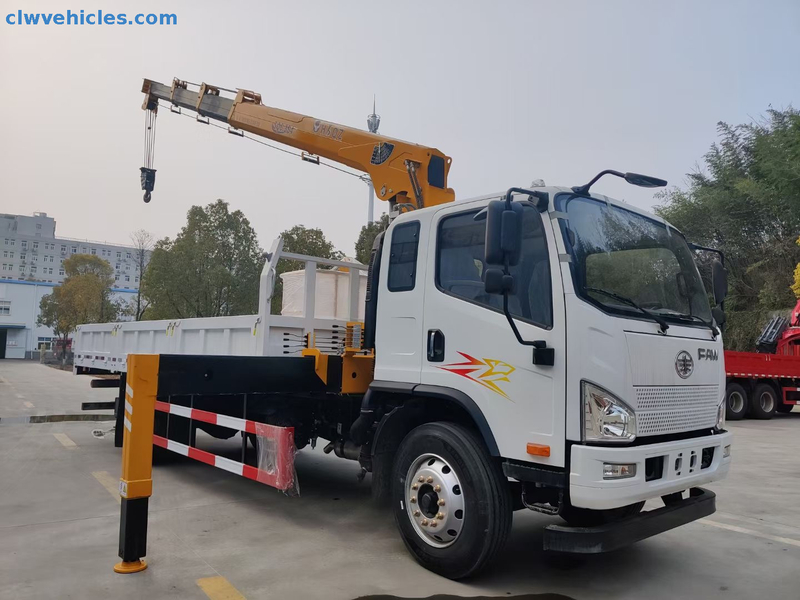 FAW 4x2 Cargo Truck Mounted Straight Arm Crane