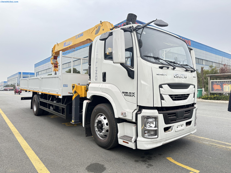 ISUZU GIGA 4x2 Cargo Truck Mounted Telescopic Boom Crane