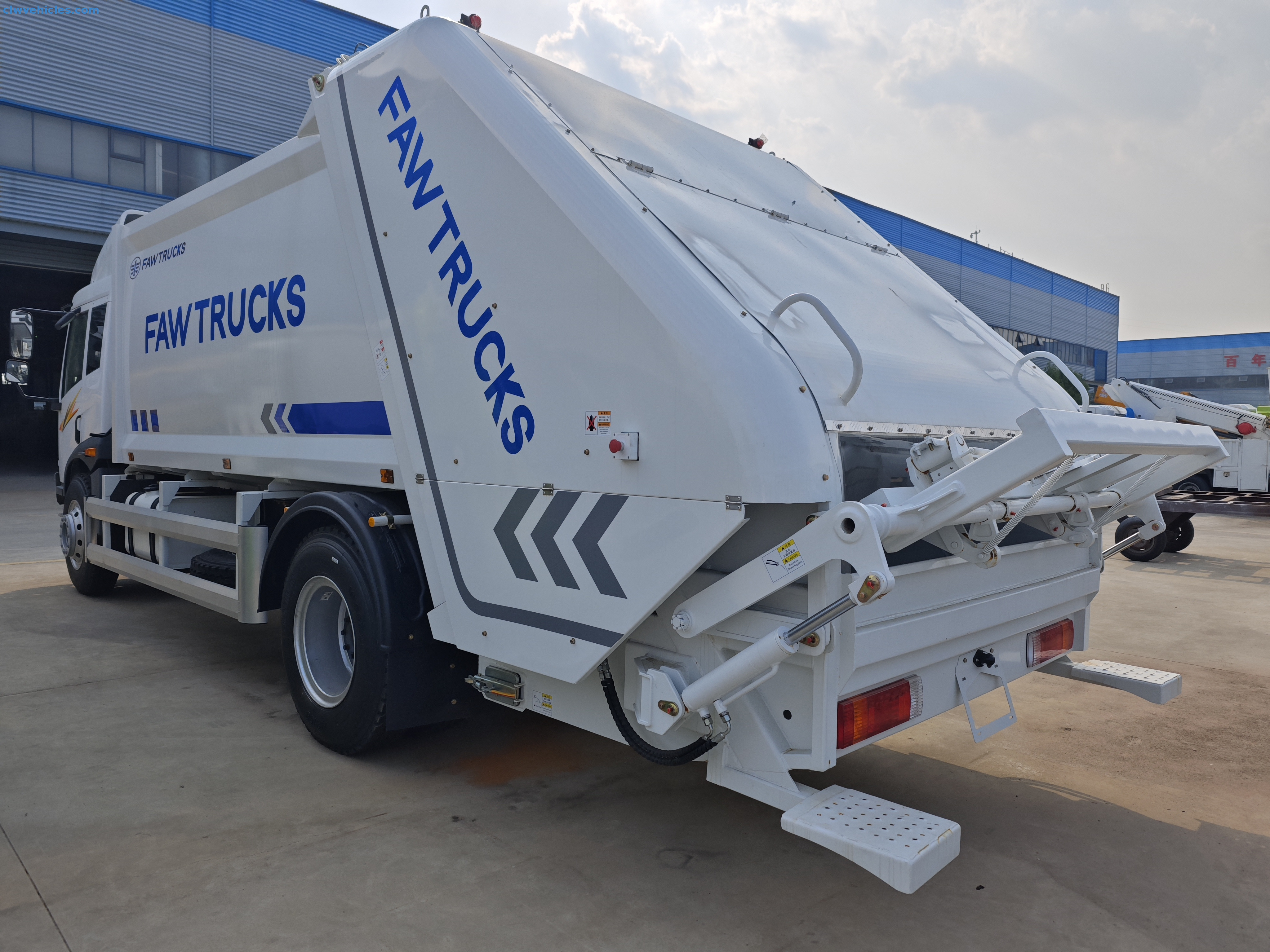Faw 4x2 10cbm Garbage Compactor Truck