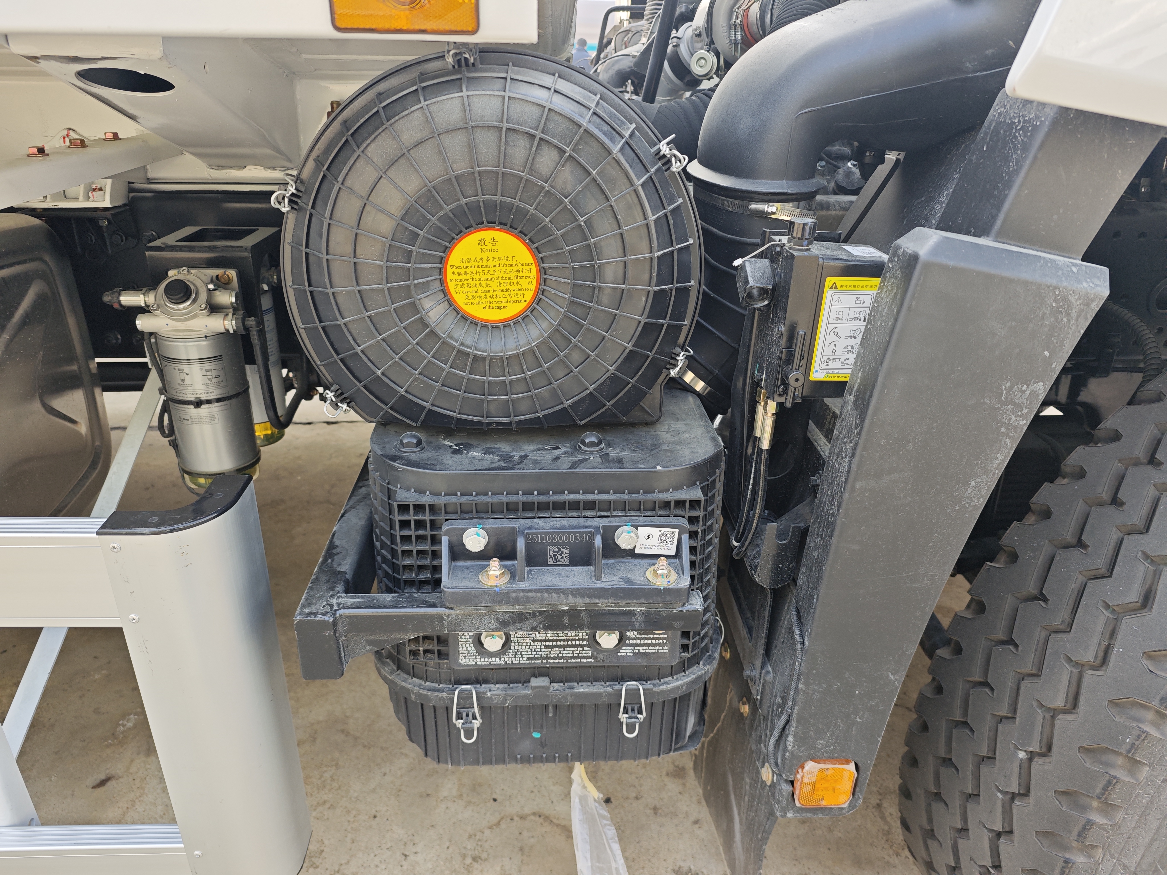 Shacman X3 6x4 16cbm Watering Truck 6