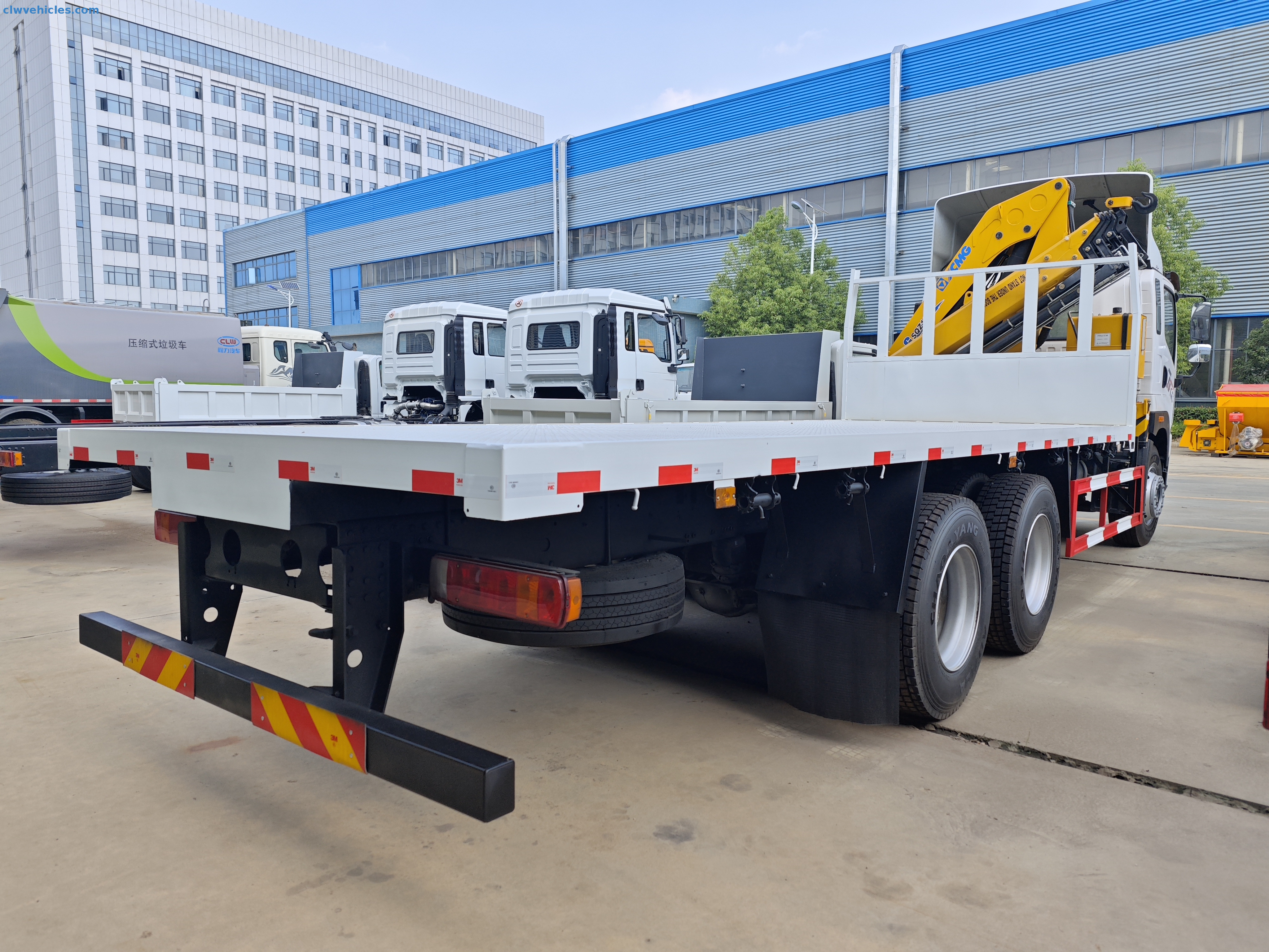 FAW JH6 6x4 Flatbed Truck with Knuckle Boom Crane