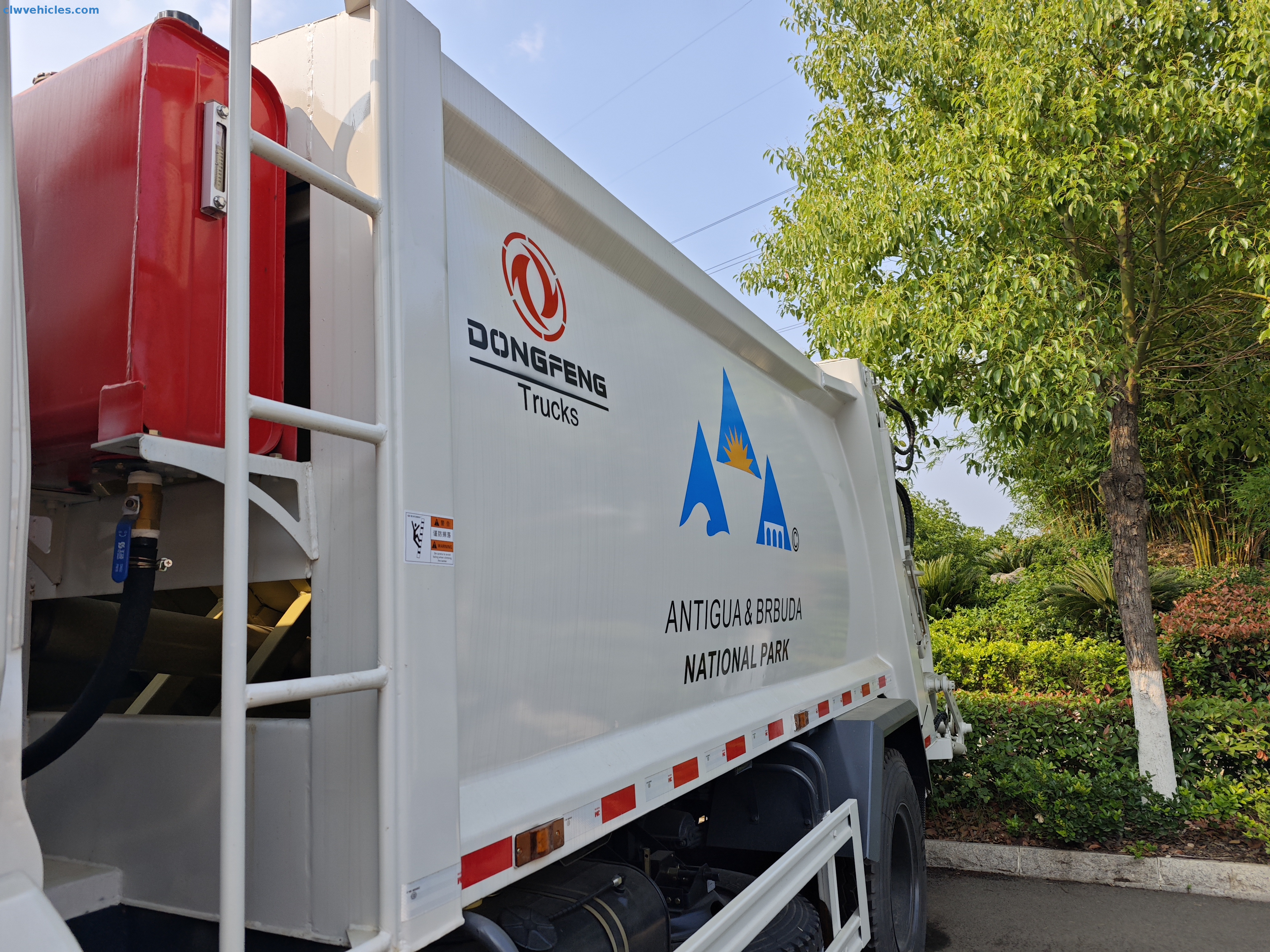 Dongfeng 4x2 10cbm Garbage Compactor Truck