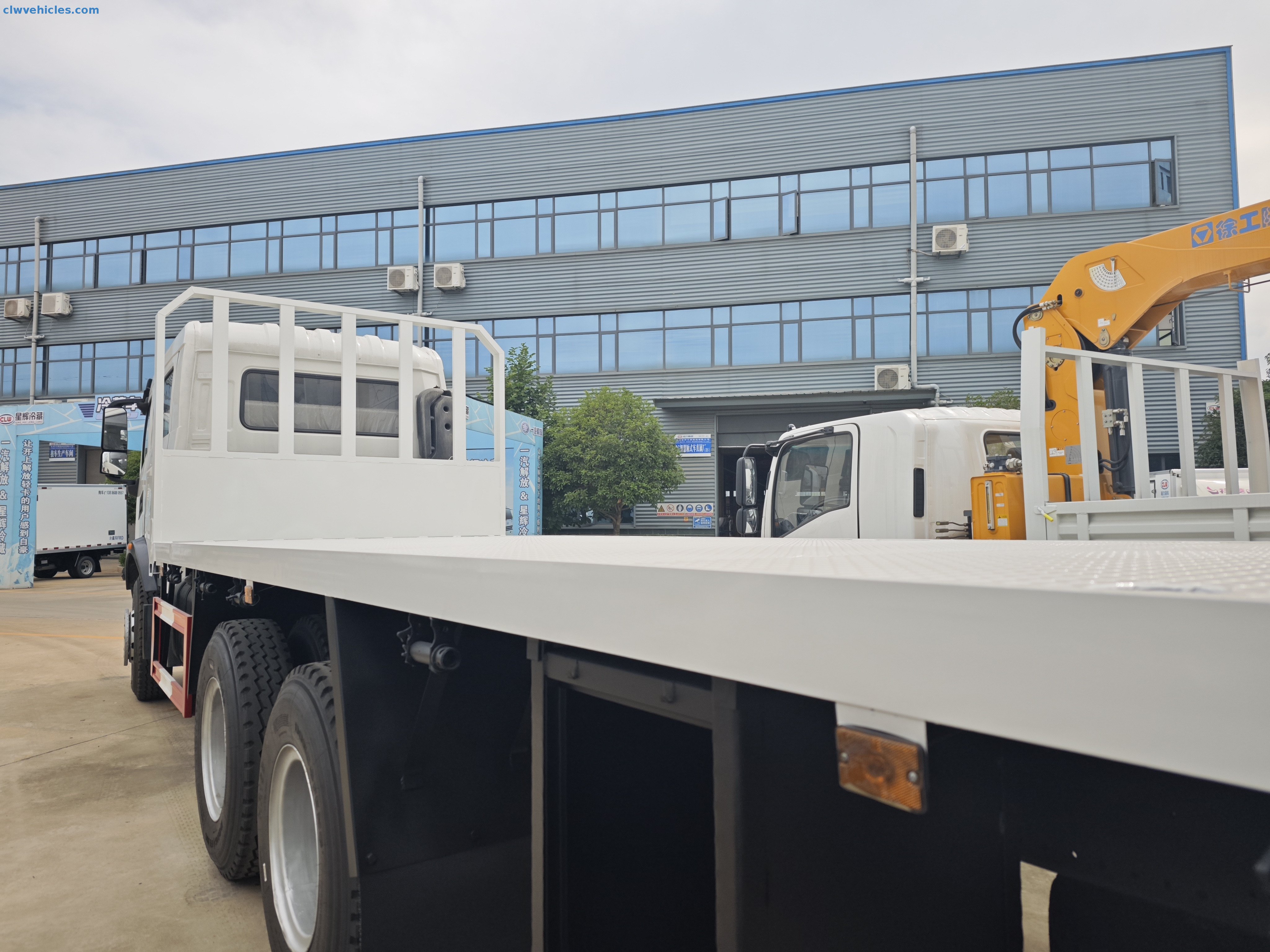 CLW Group 6x4 Flatbed Cargo Truck