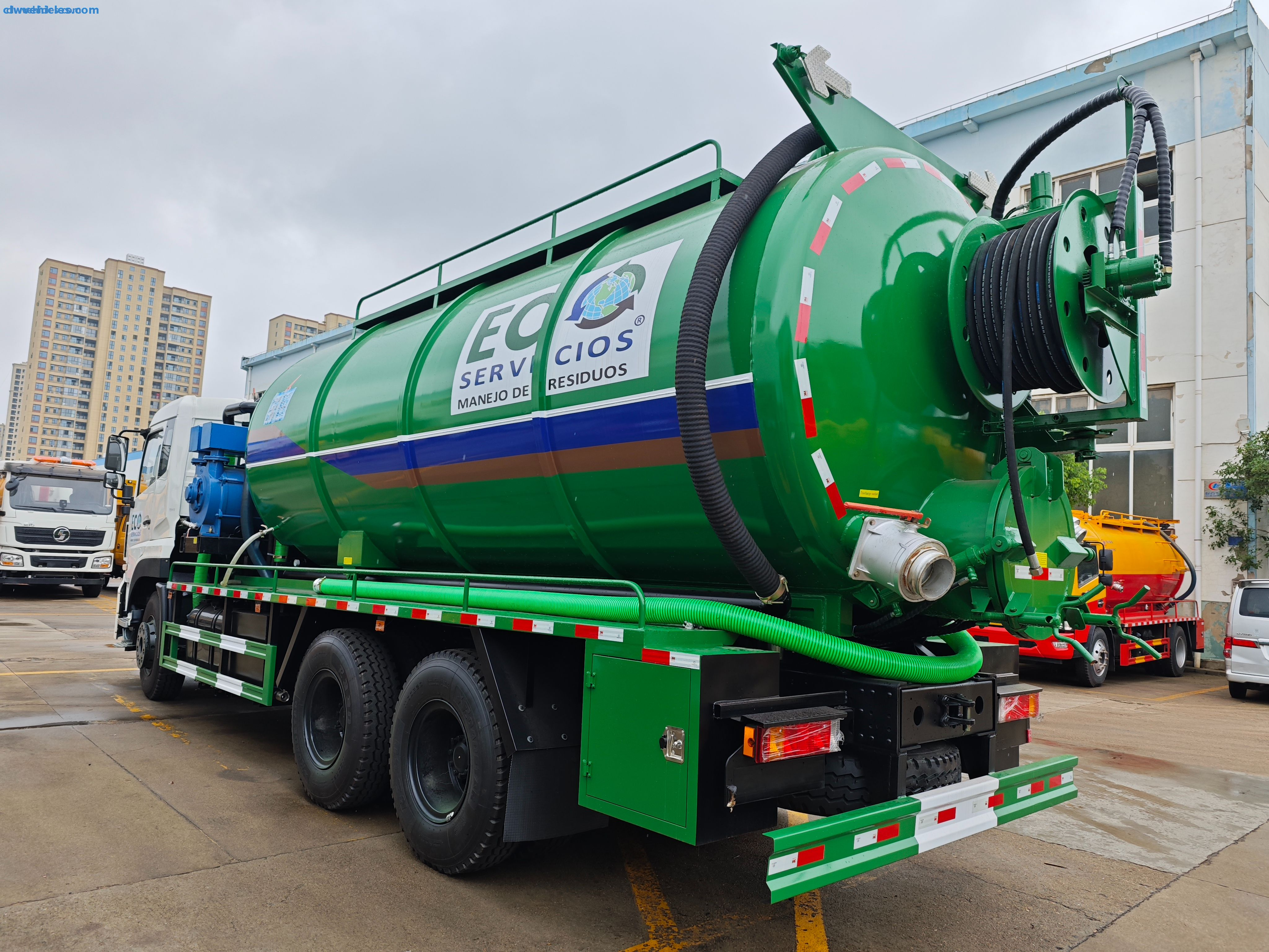  DongFeng KR 6x4 9cbm Cleaning Sewage Suction Truck