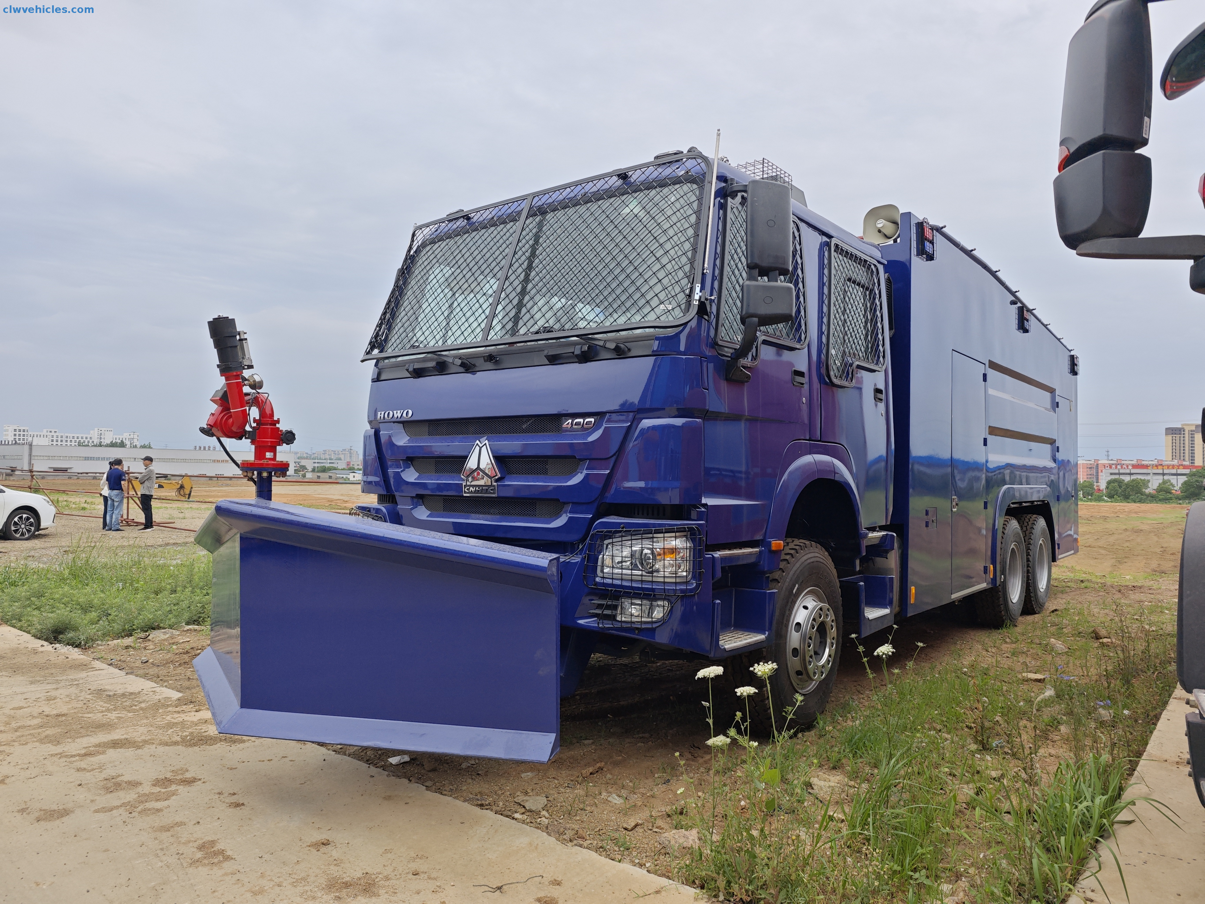 HOWO Anti Riot Control Water Cannon Vehicle