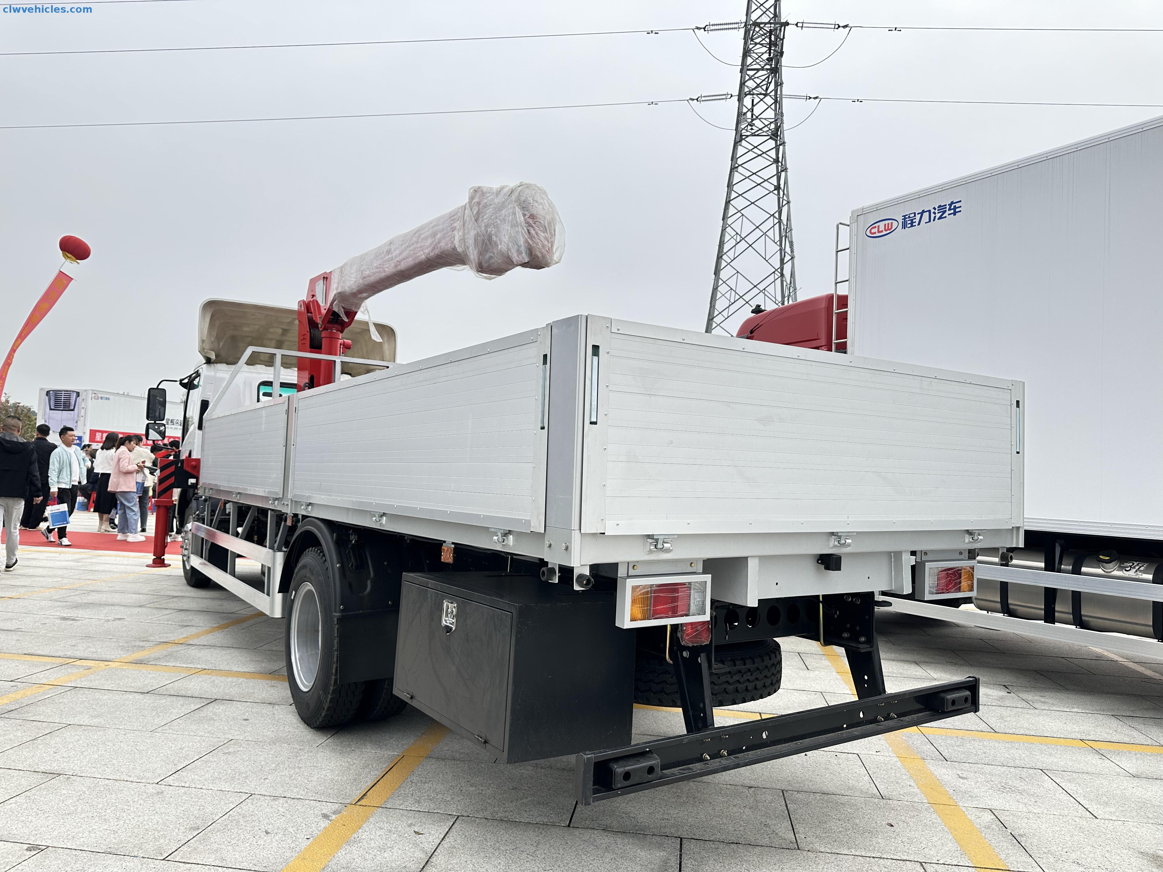 ISUZU KV100 4x2 Aluminum Alloy Cargo Truck Mounted Telescopic Boom Crane
