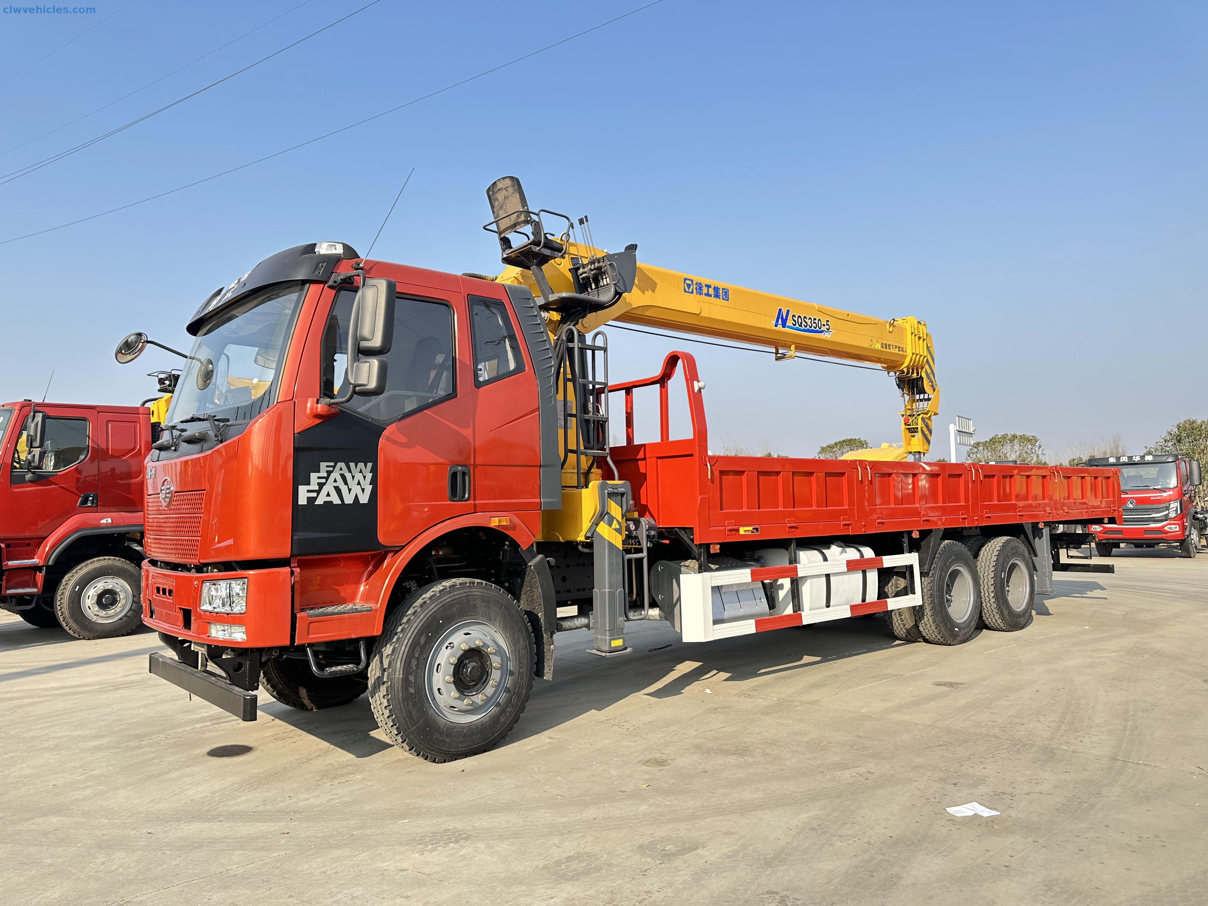 FAW 6x4 Cargo Truck Mounted Straight-arm Crane