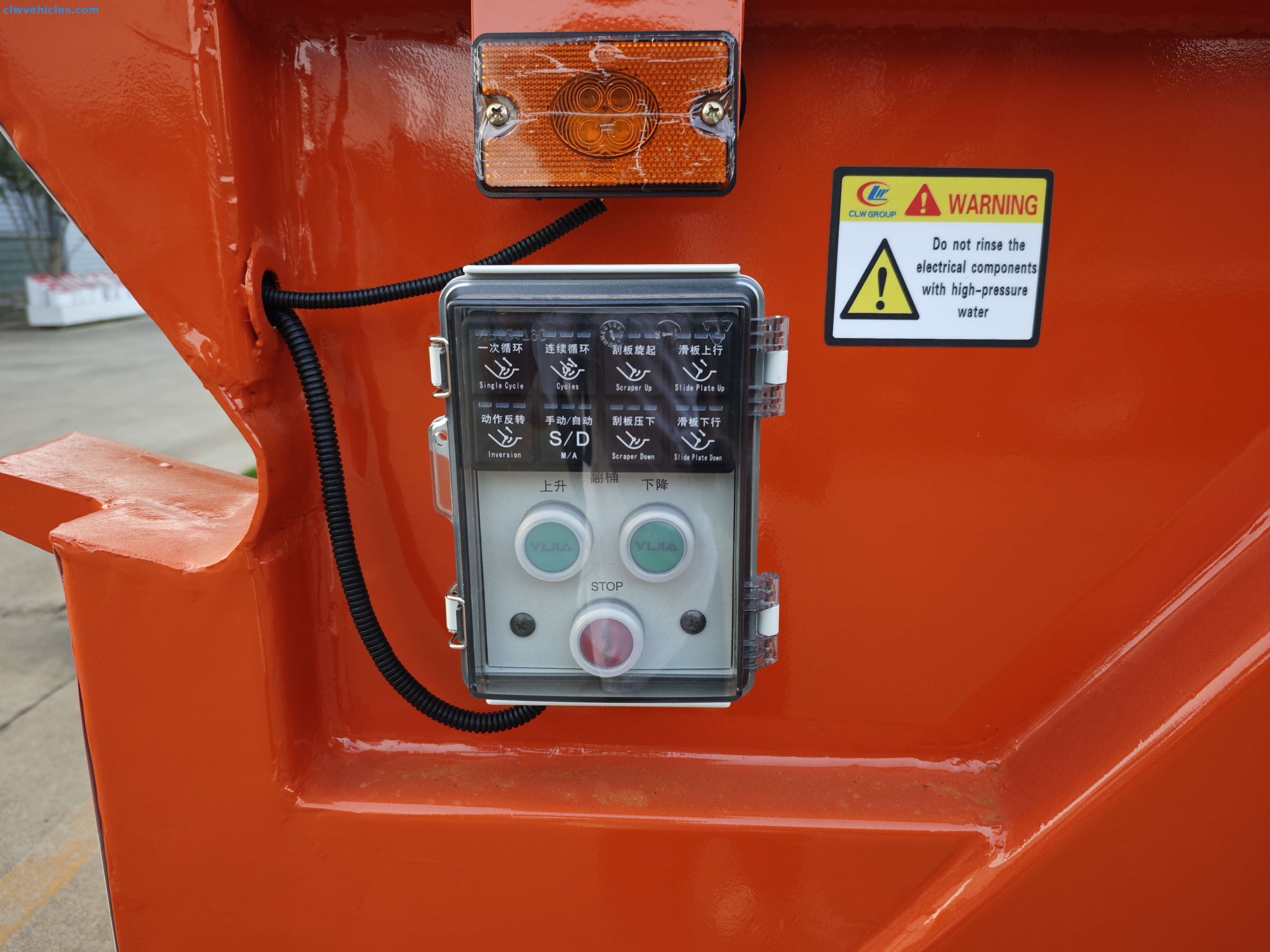FAW 6x4 20cbm garbage compactor truck with rear winch