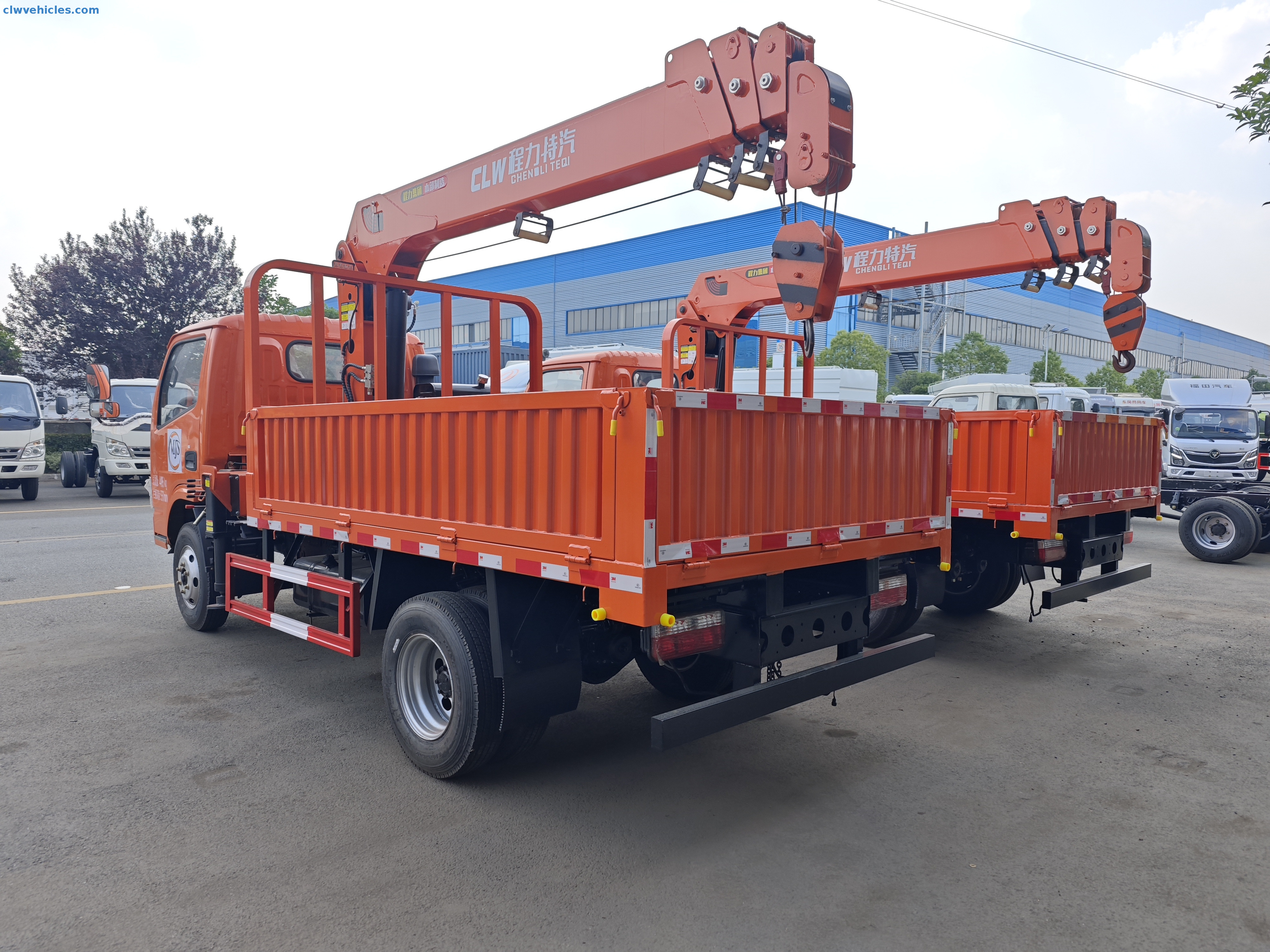 CLW Group 4x2 6.3tons Straight-Arm Crane Truck