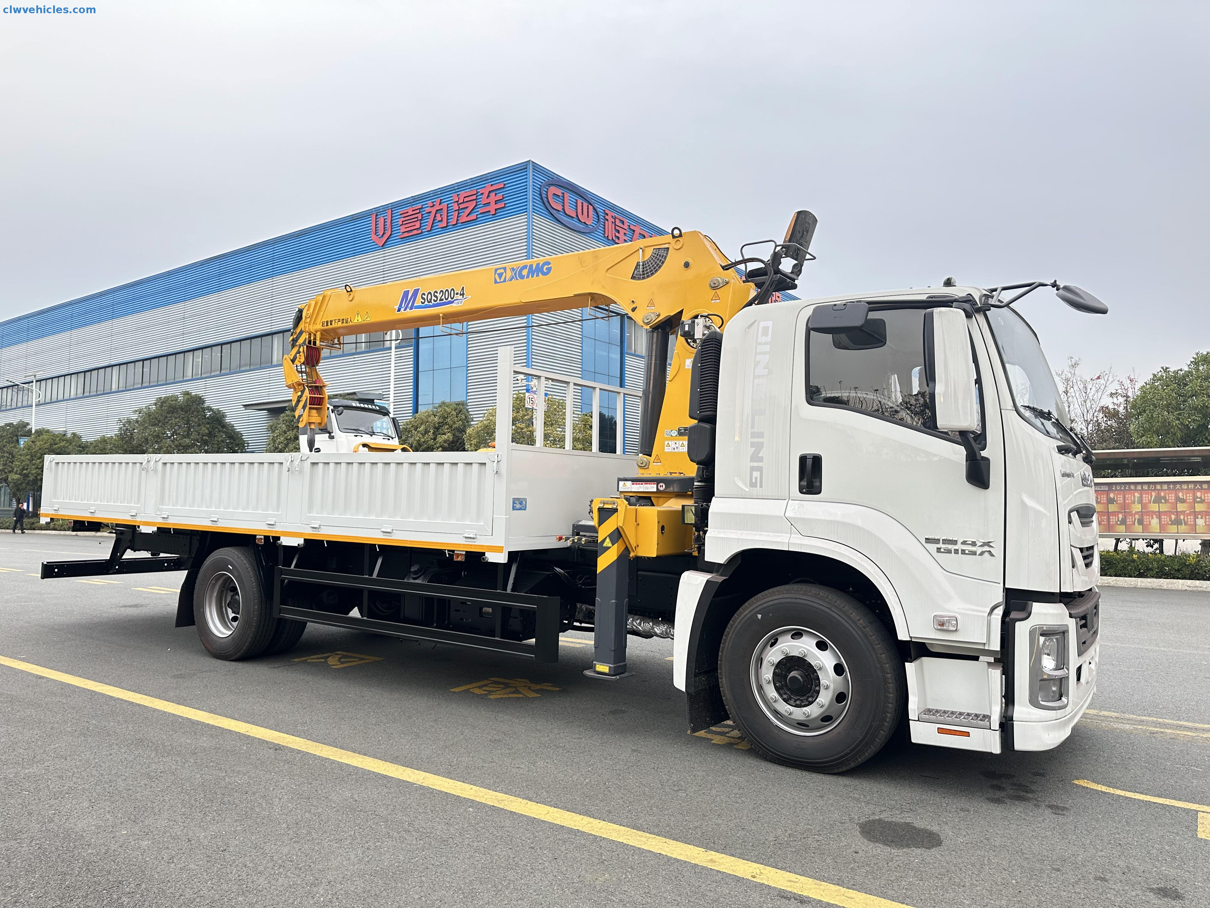 ISUZU GIGA 4x2 Cargo Truck Mounted Telescopic Boom Crane