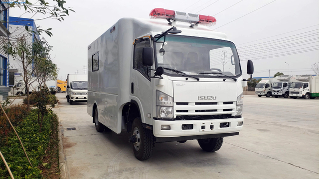 ISUZU 4x4 Hospital Medical Ambulance