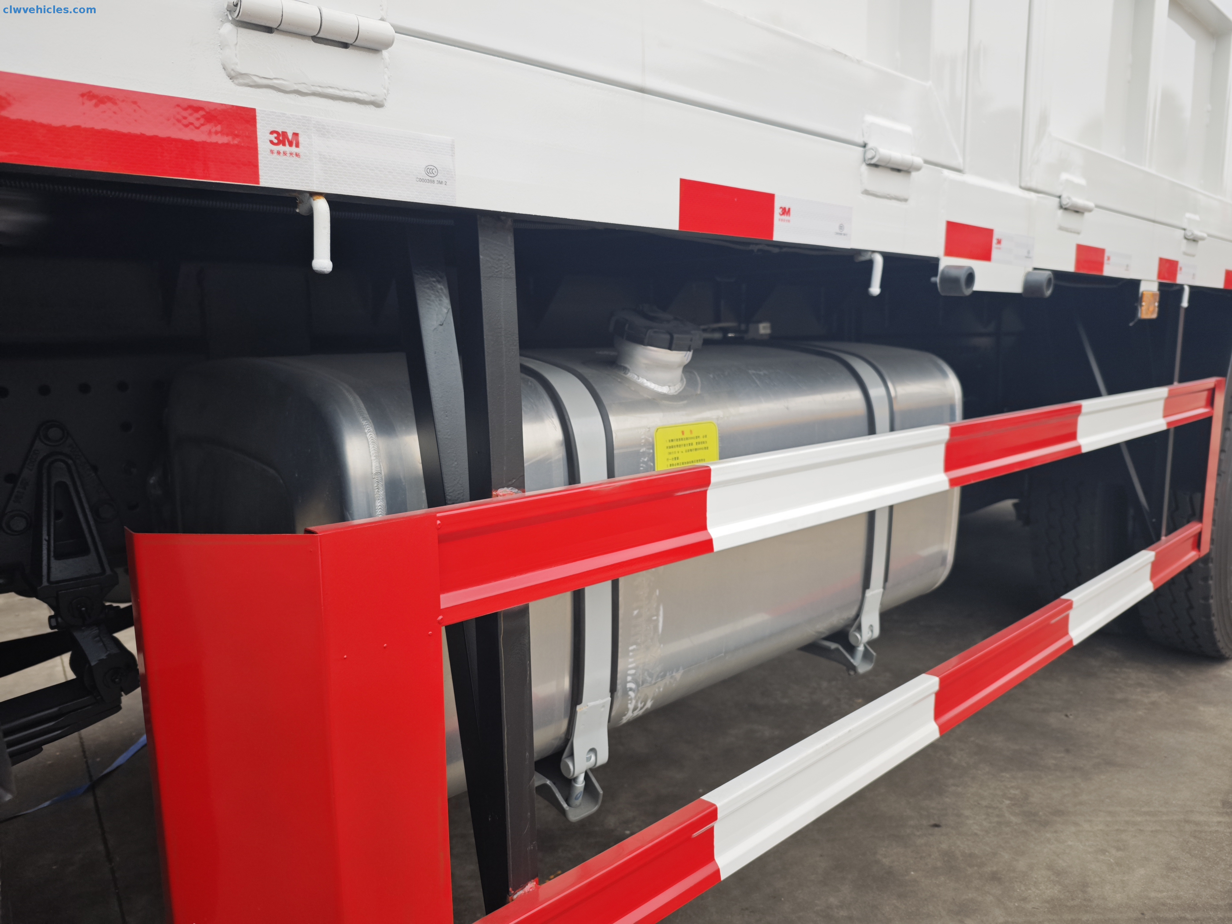 HOWO 8x4 Cargo Truck Mounted Crane