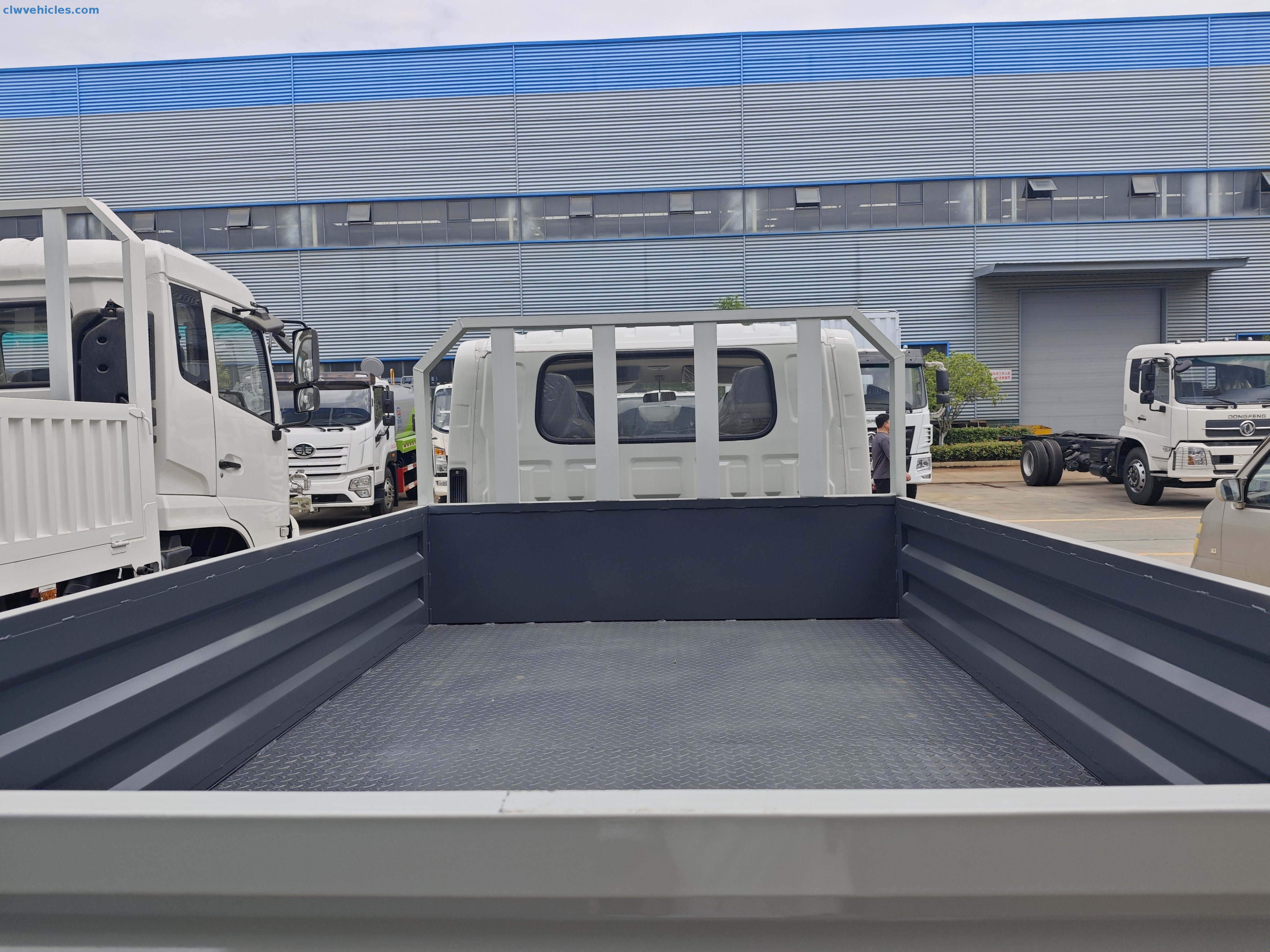 JMC 4x2 mini Flatbed Cargo Truck