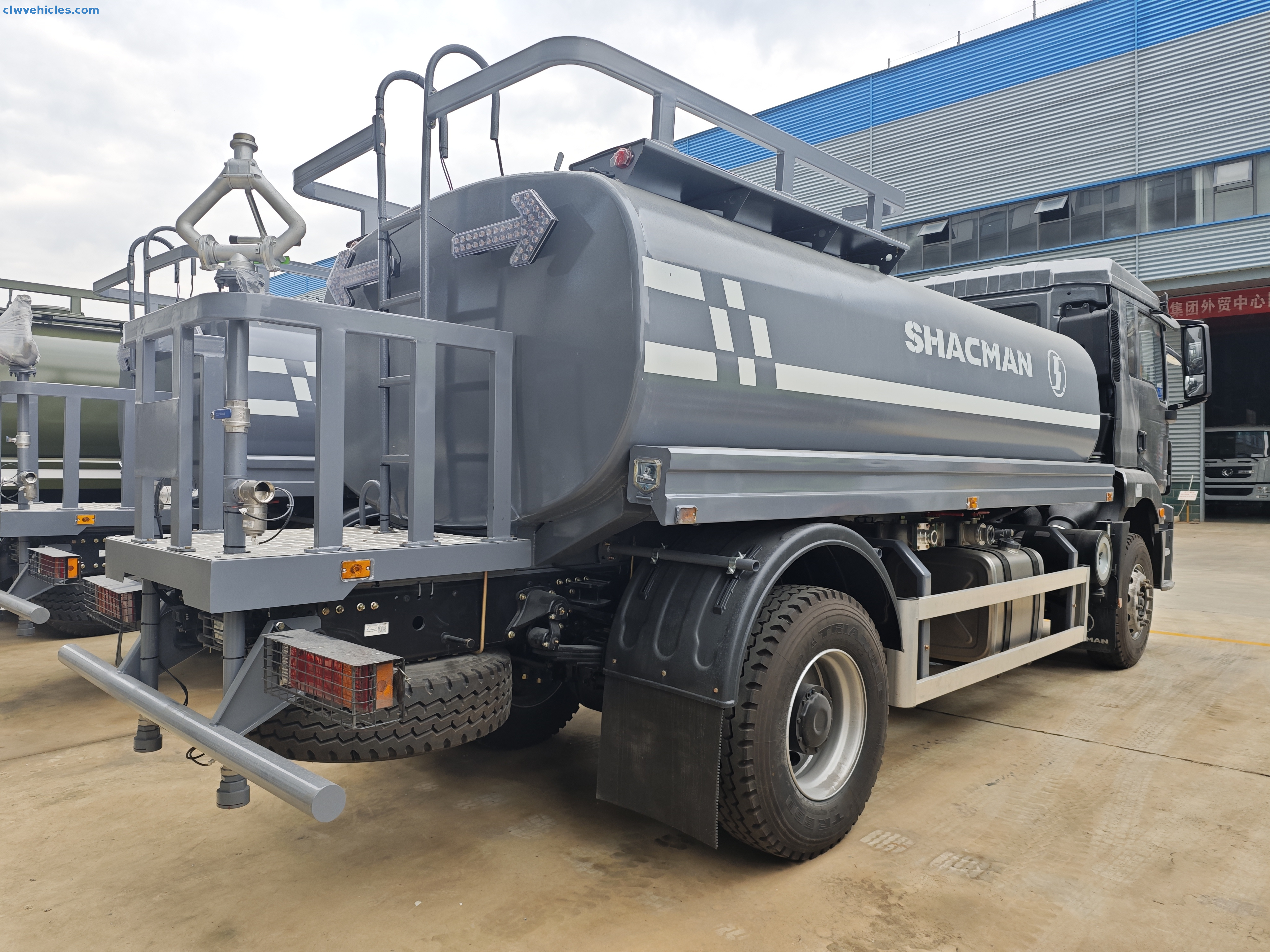 Shacman H3000 18cbm Water Sprinkler Truck