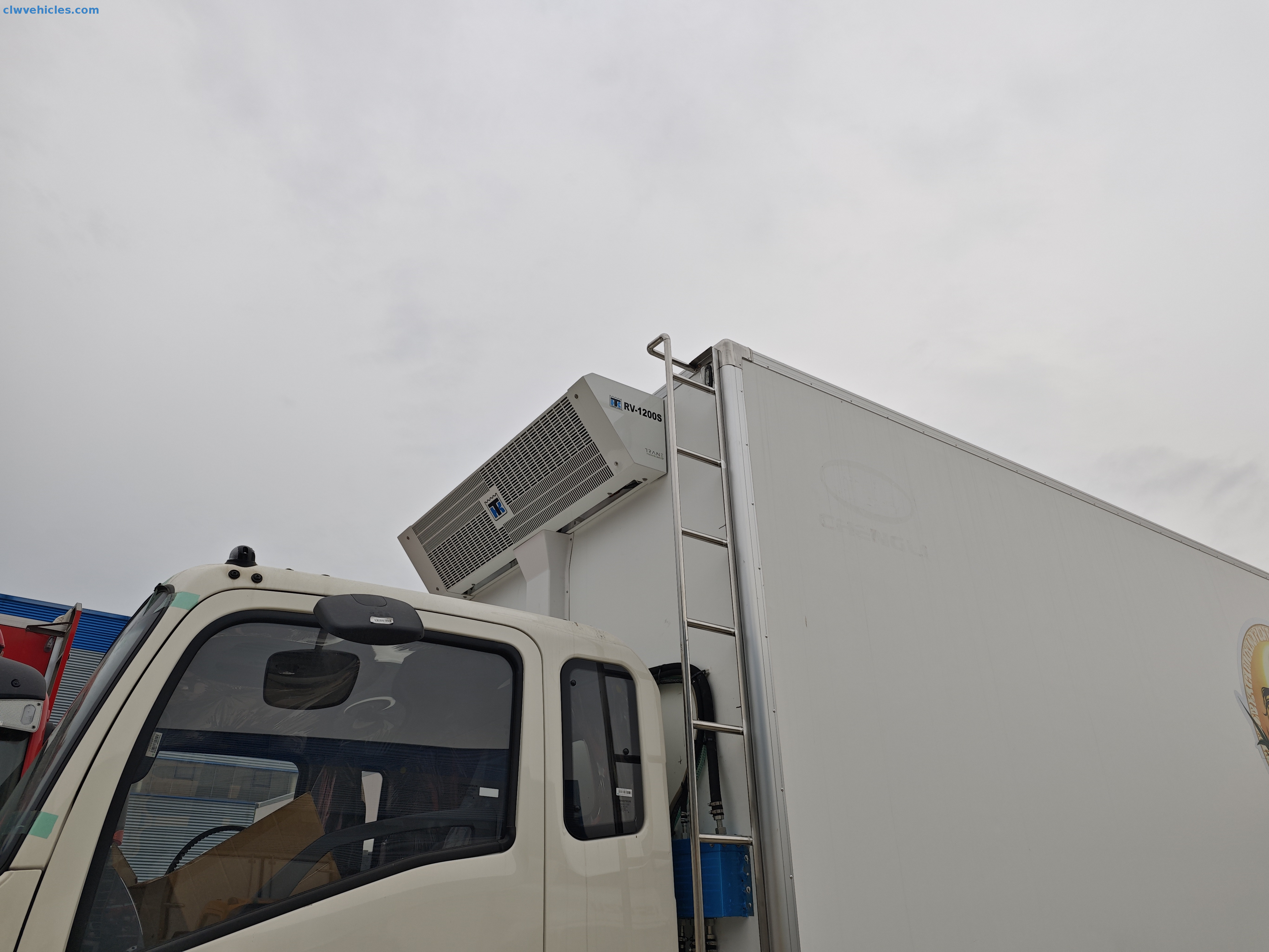 HOWO 4x2 RV-1200S Refrigerated Truck