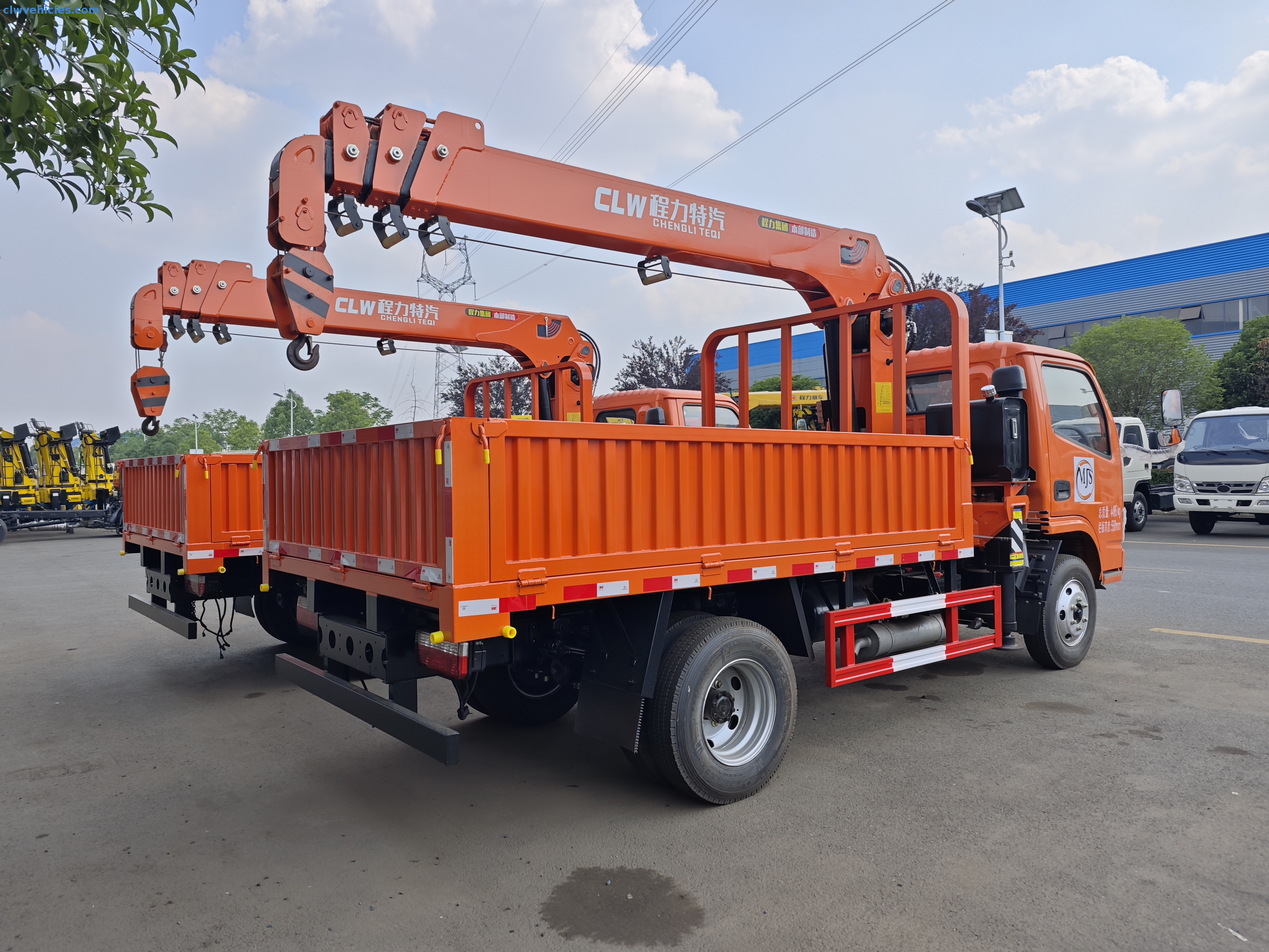 CLW Group 4x2 6.3tons Straight-Arm Crane Truck