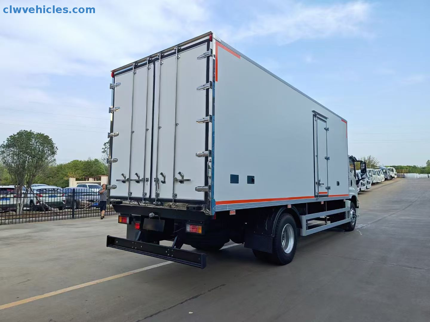 Isuzu Giga 4x2 Refrigerated Truck