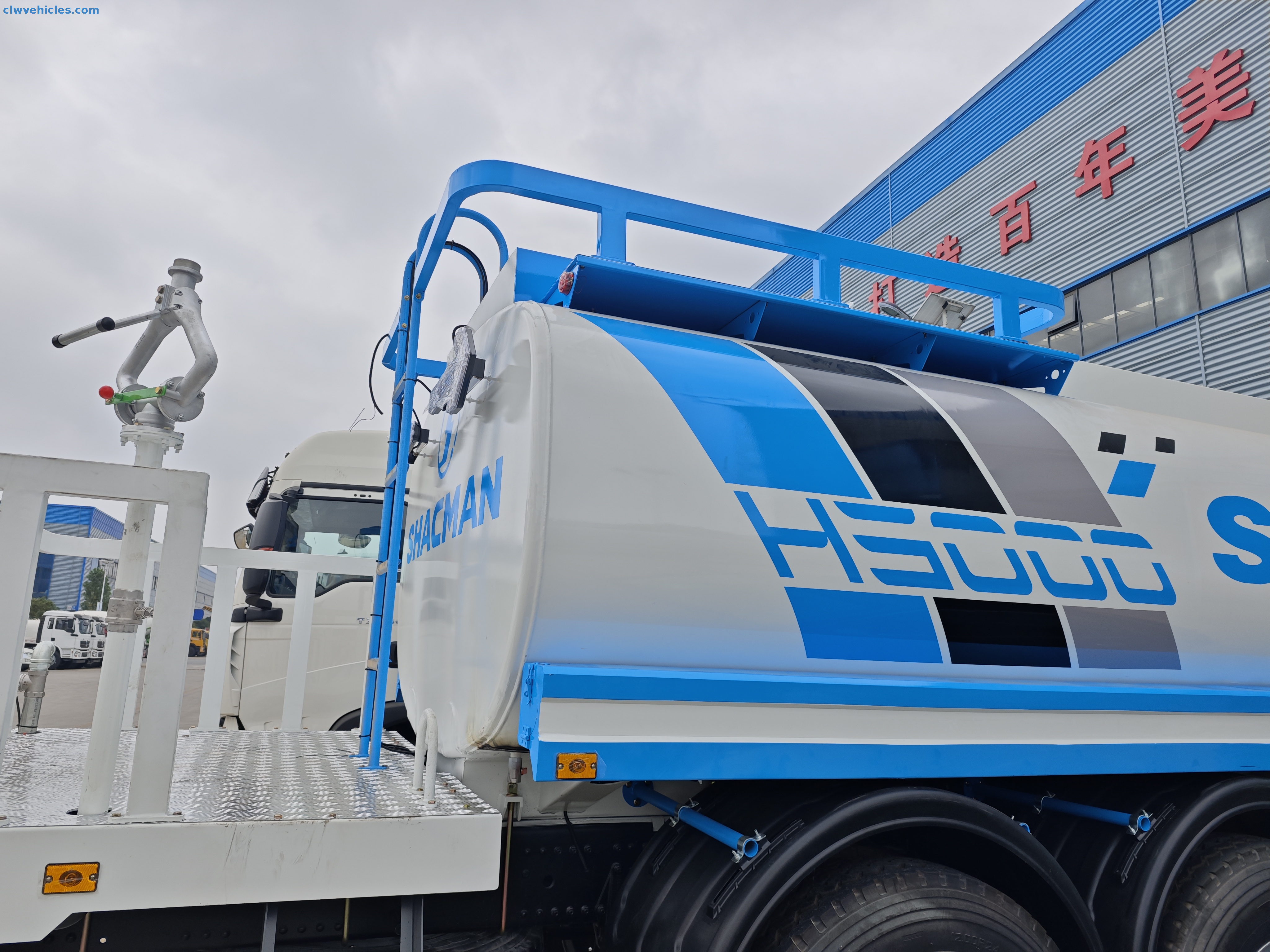 Shacman H3000 6x4 17cbm Water Tank Sprinkler Truck