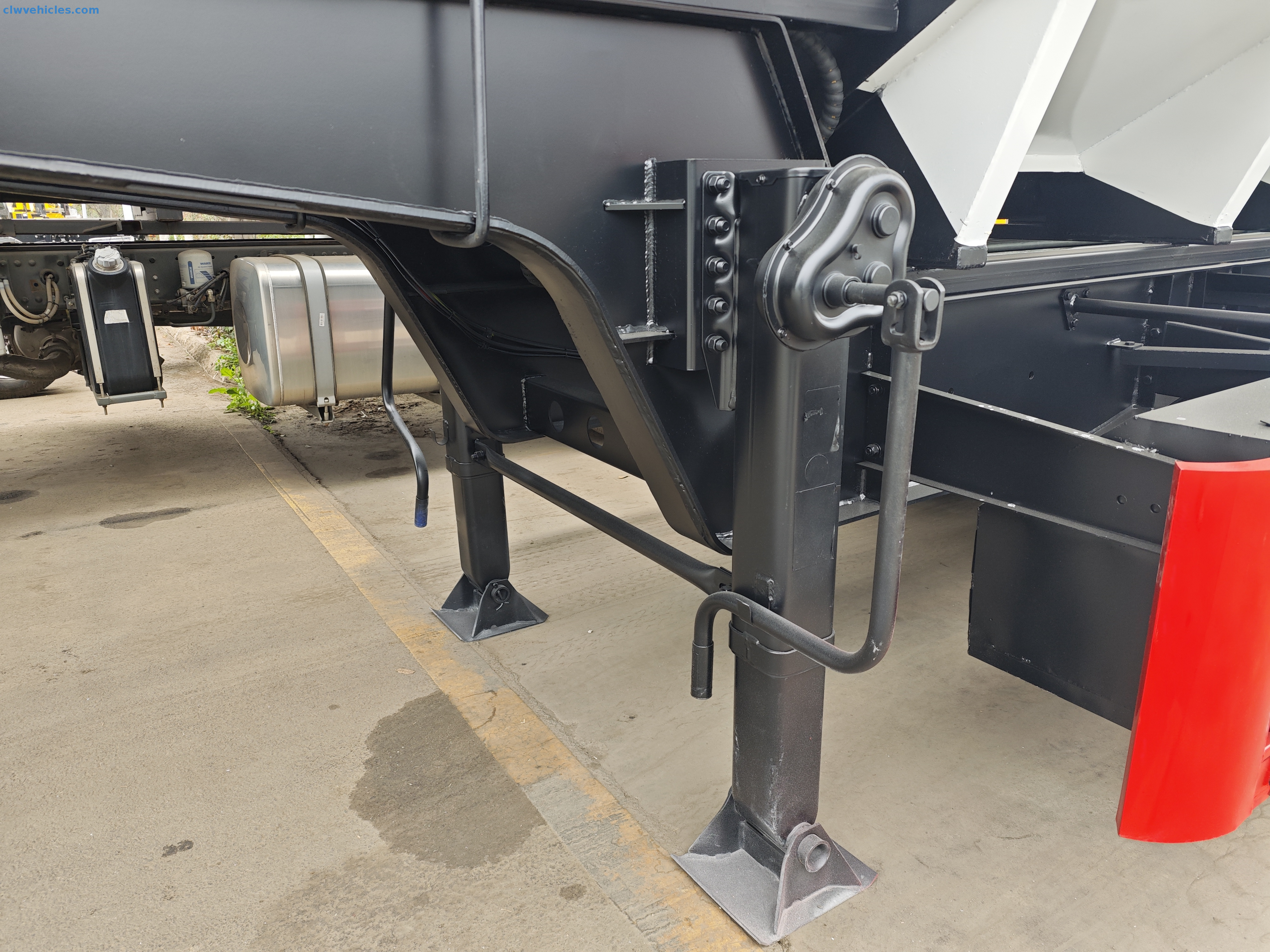 43cbm Chicken Food Tank Transport Semi Trailer