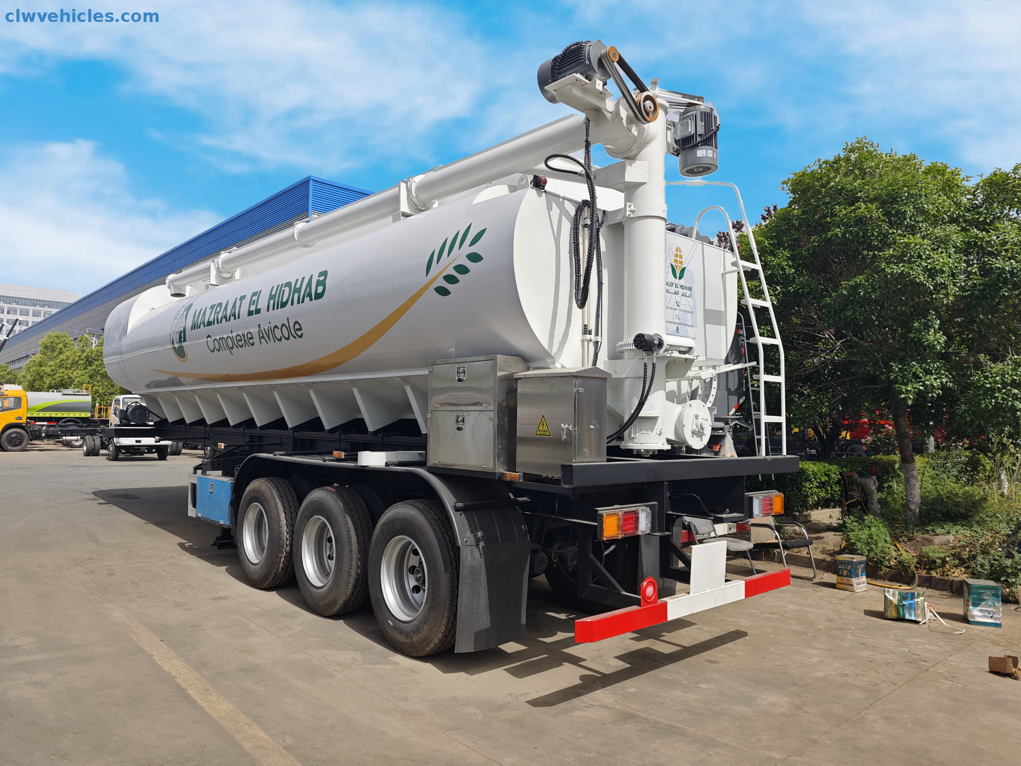 58cbm Chicken Food Tank Transport Semi Trailer