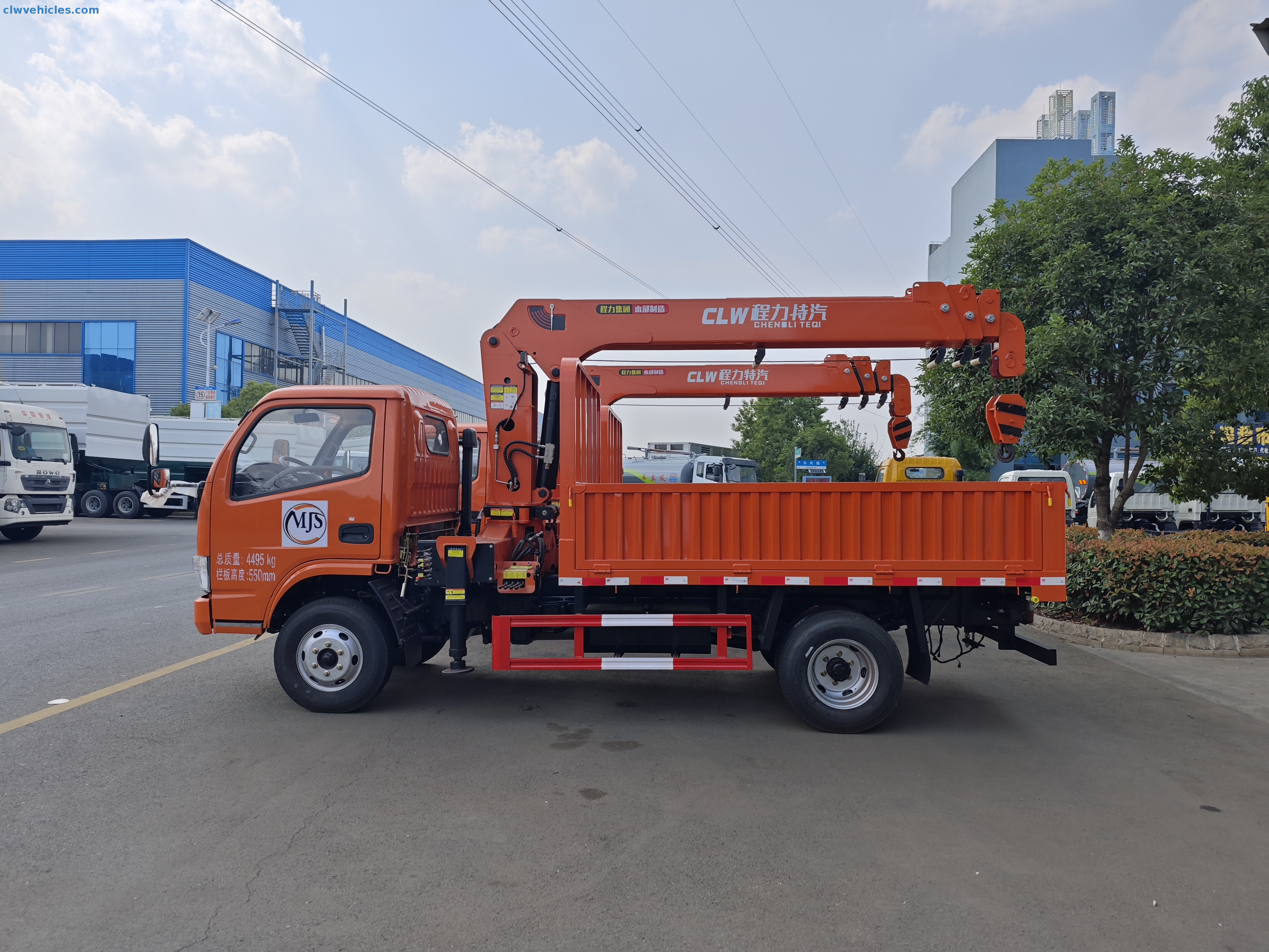 CLW Group 4x2 6.3tons Straight-Arm Crane Truck