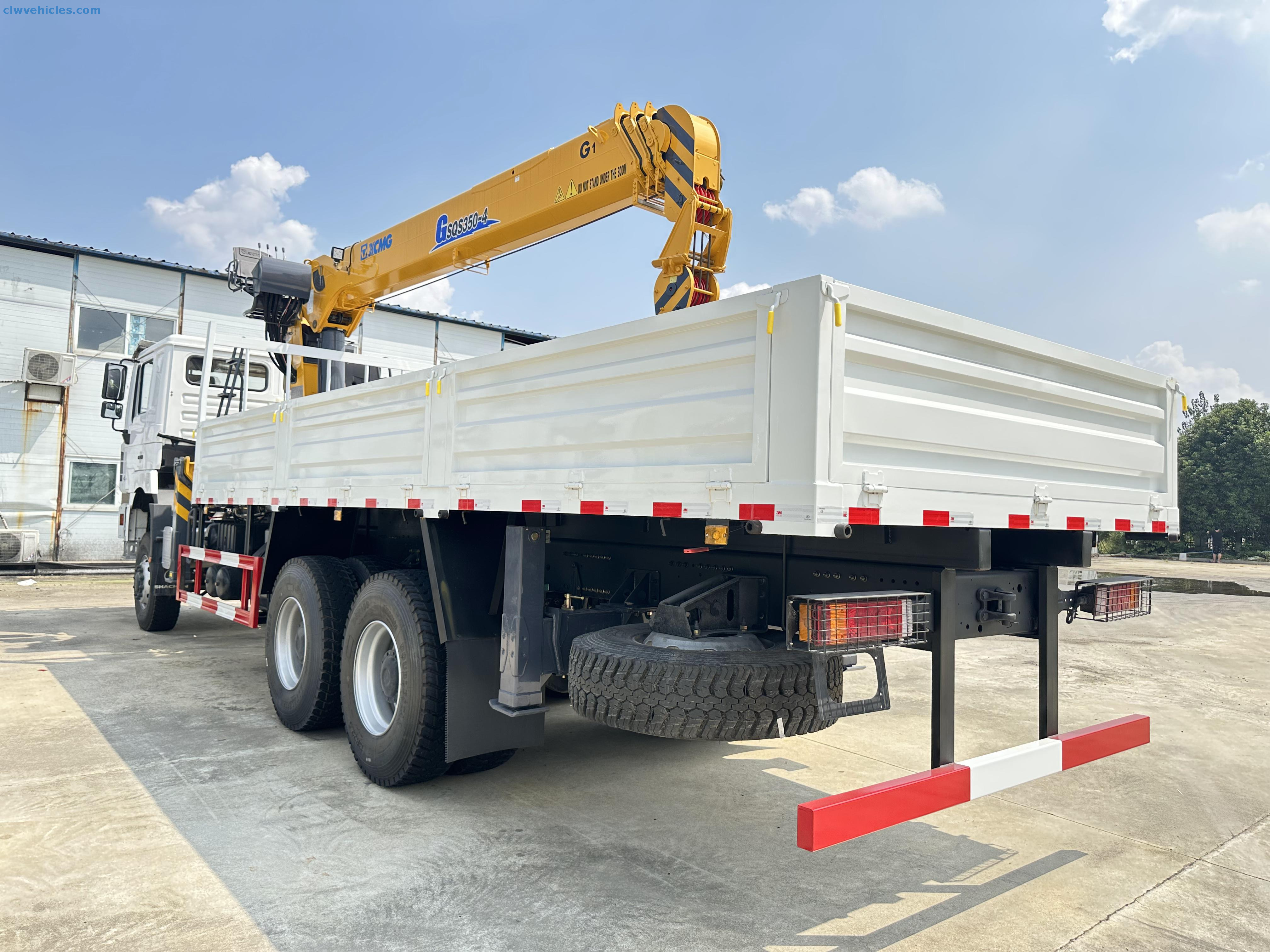Shacman H3000 6x4 Cargo Truck Mounted Telescopic Boom Crane