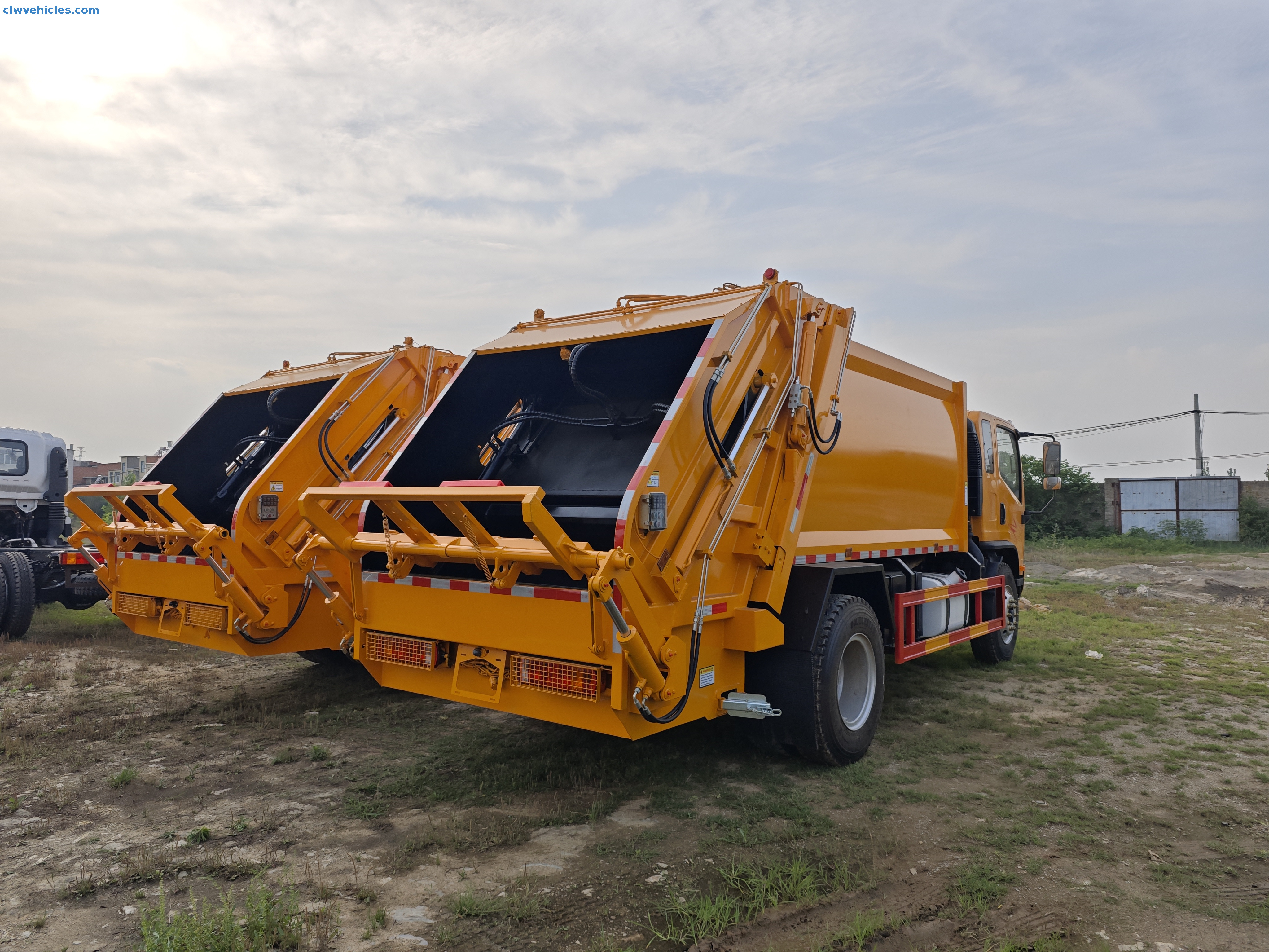 Faw 4x2 8cbm Garbage Compactor Truck