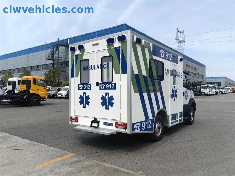Iveco 4x4 Diesel Ambulance Medical Hospital Monitoring Emergency Vehicle for Sale Ambulance for Sale