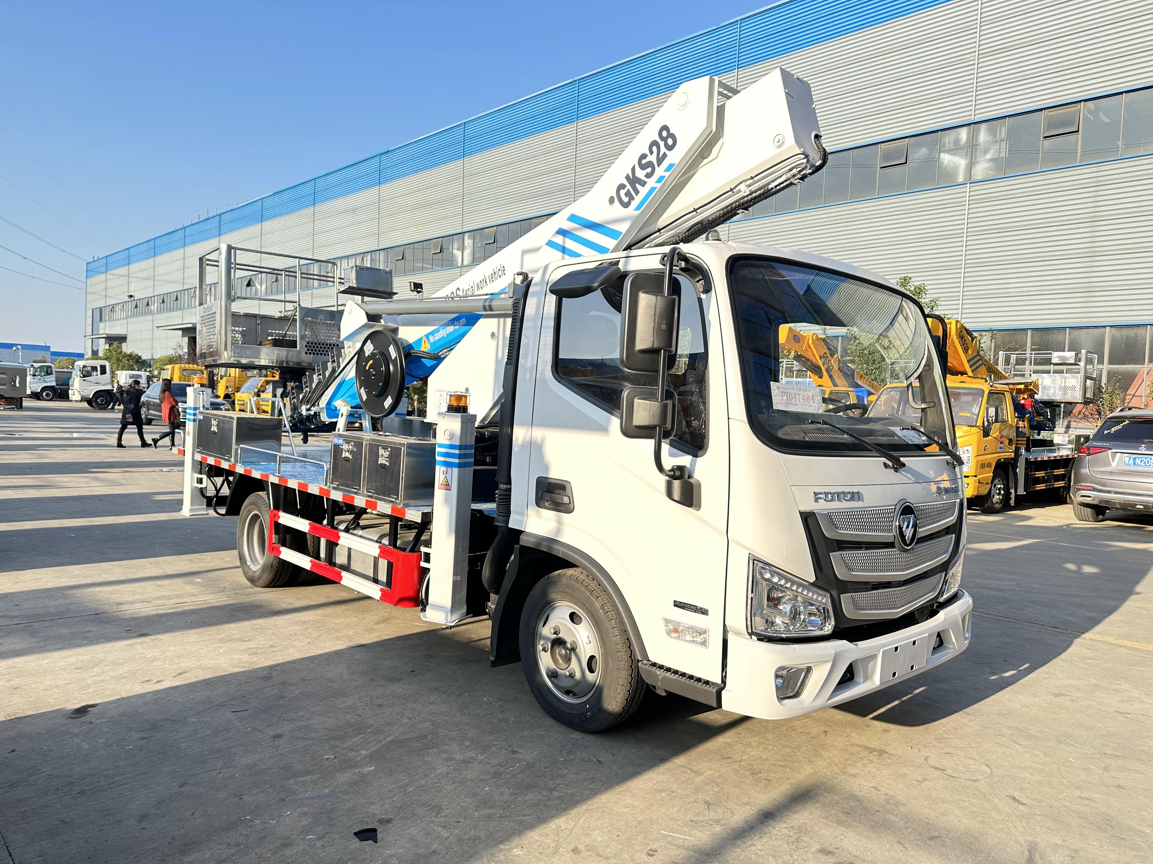 Foton Aumark 4x2 GKS28 28m Aerial Work Platform Truck 1