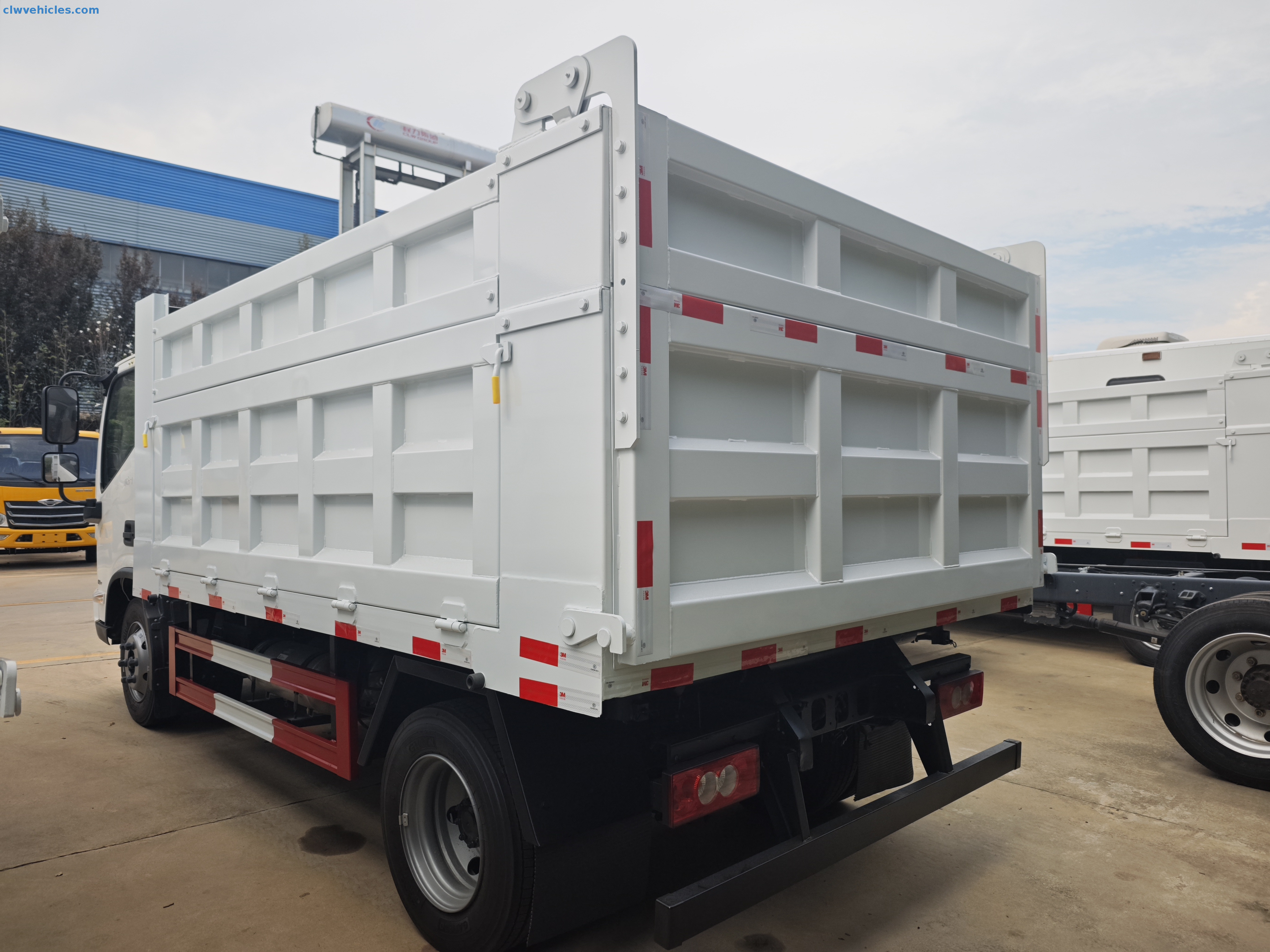 Foton Aumark 4x2 Dump Truck