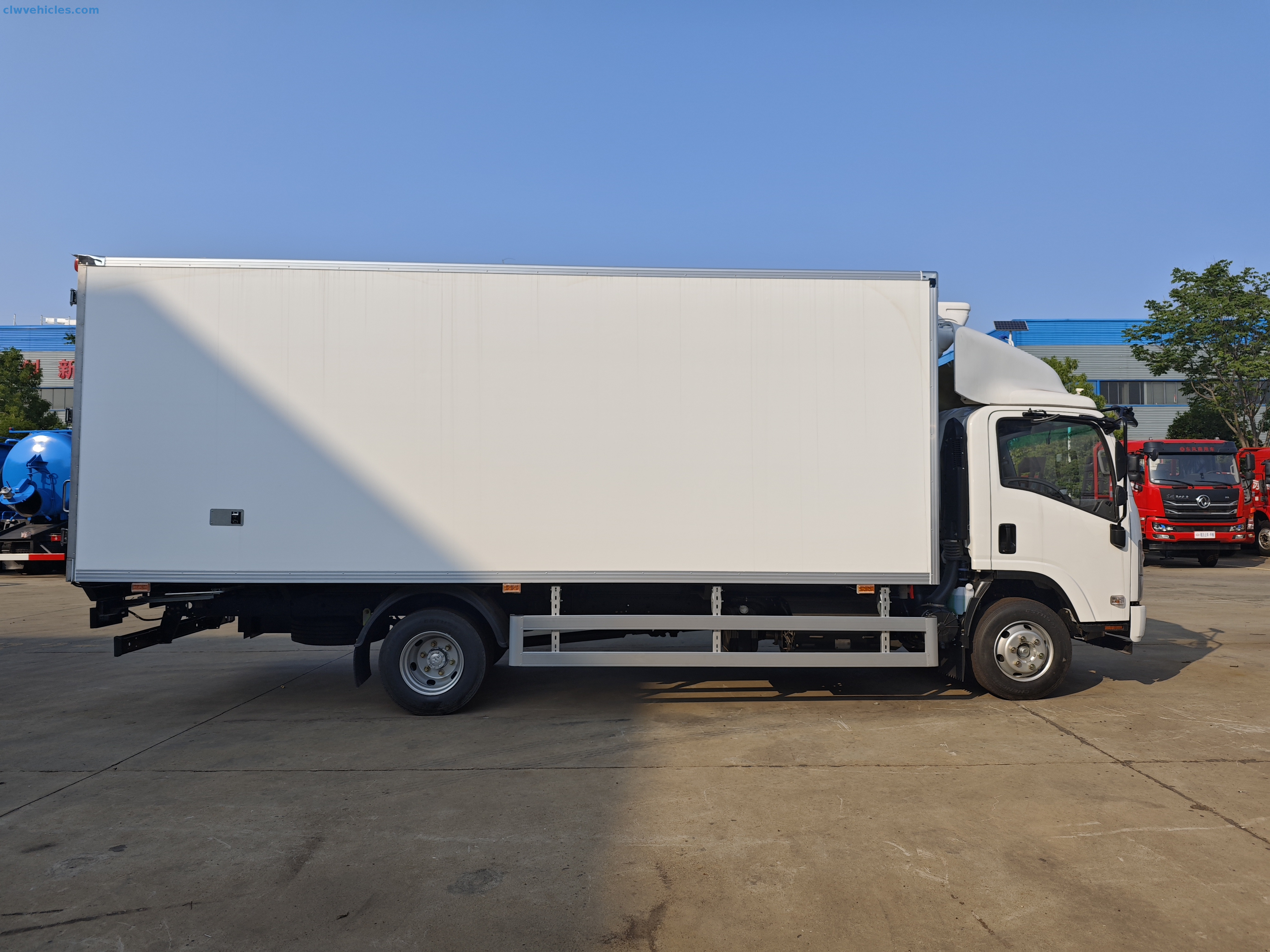 Side view of ISUZU reefer truck with cooling unit