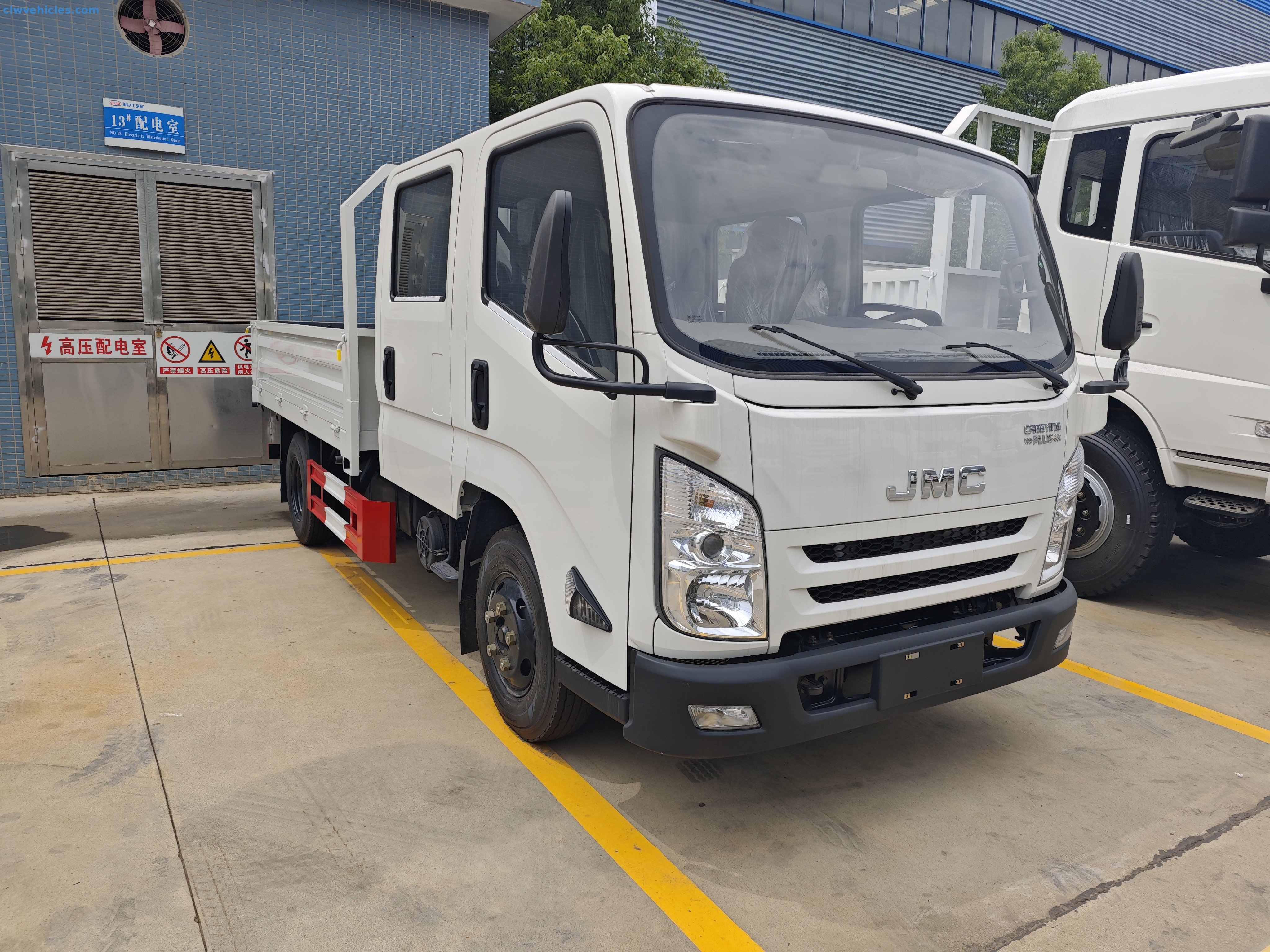 JMC 4x2 mini Flatbed Cargo Truck