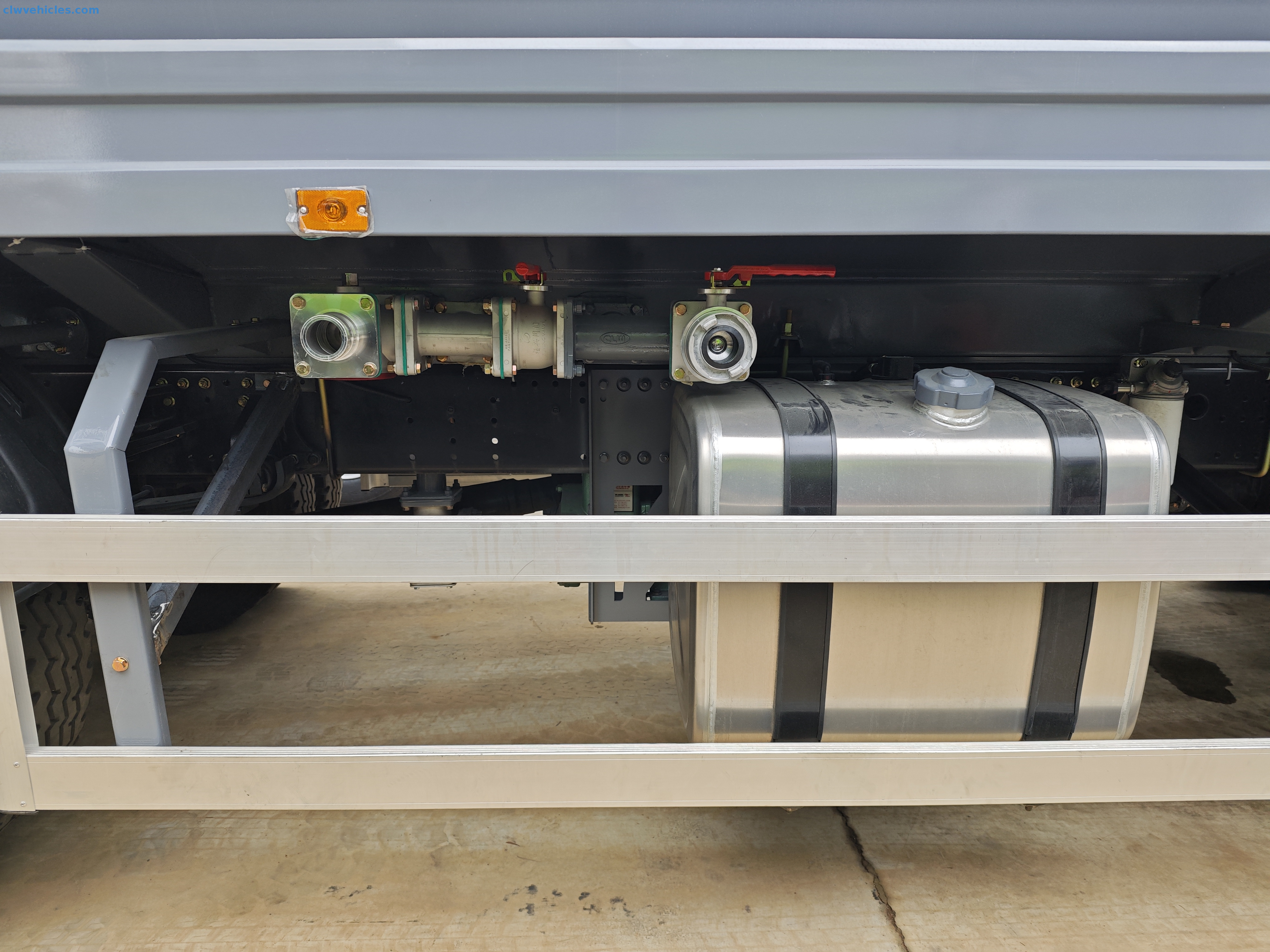 Shacman H3000 18cbm Water Sprinkler Truck