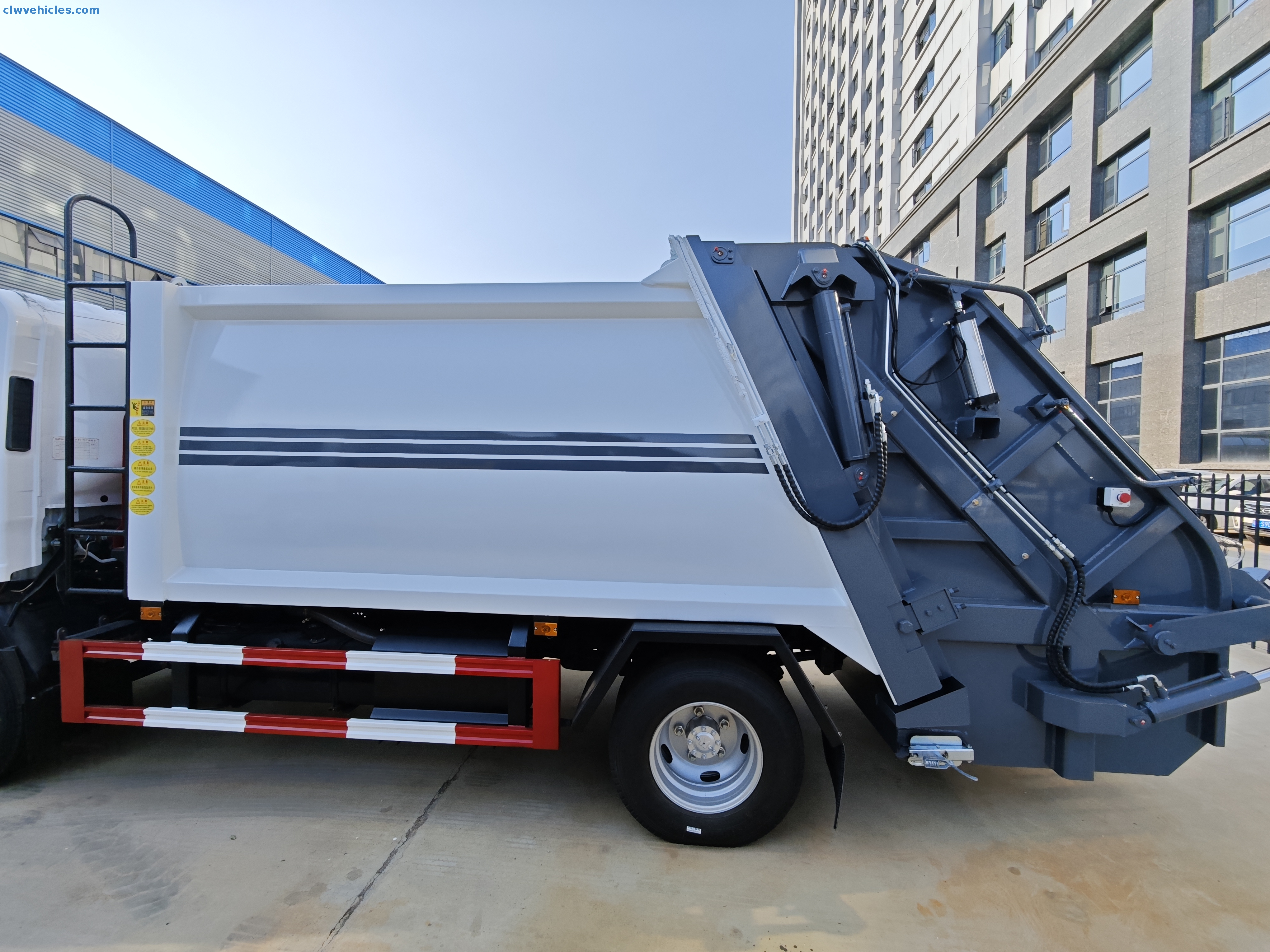 ISUZU KV100 4x2 8cbm garbage compactor truck with customization