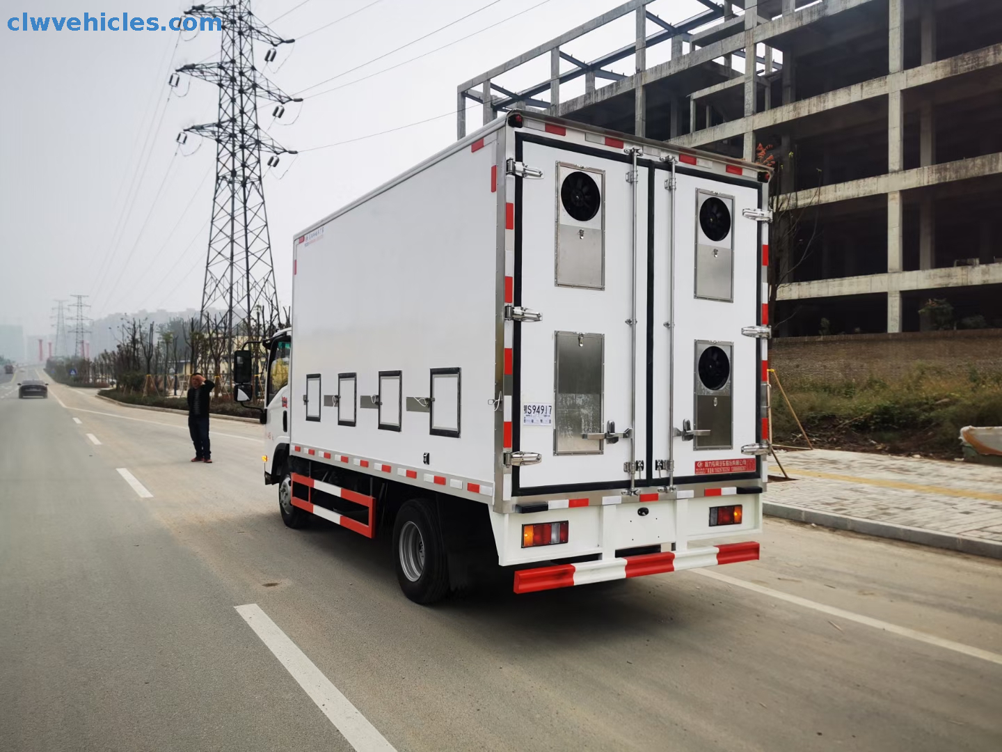 ISUZU 4x2 Baby Chick Transport Truck