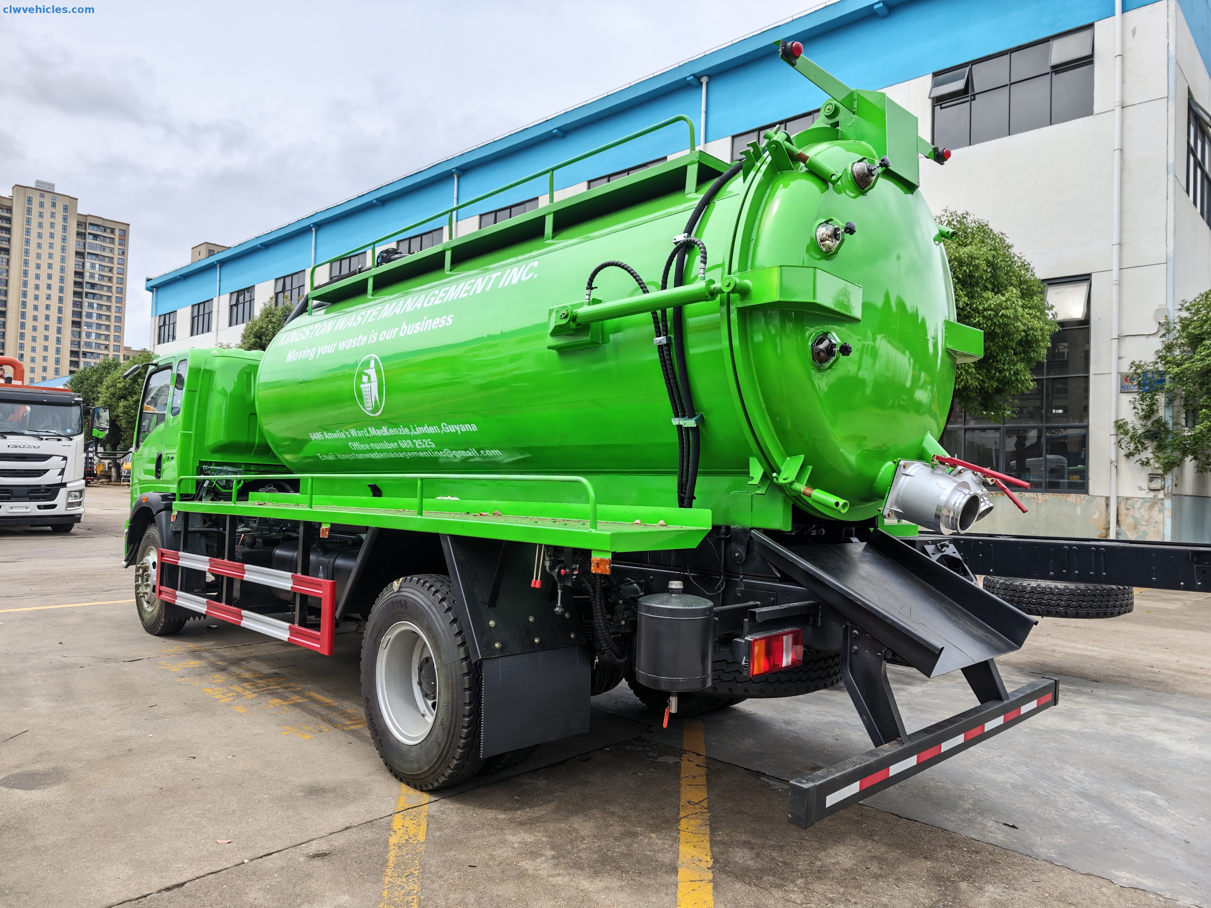 HOWO 4x2 vacuum sewage truck side view with 8CBM tank